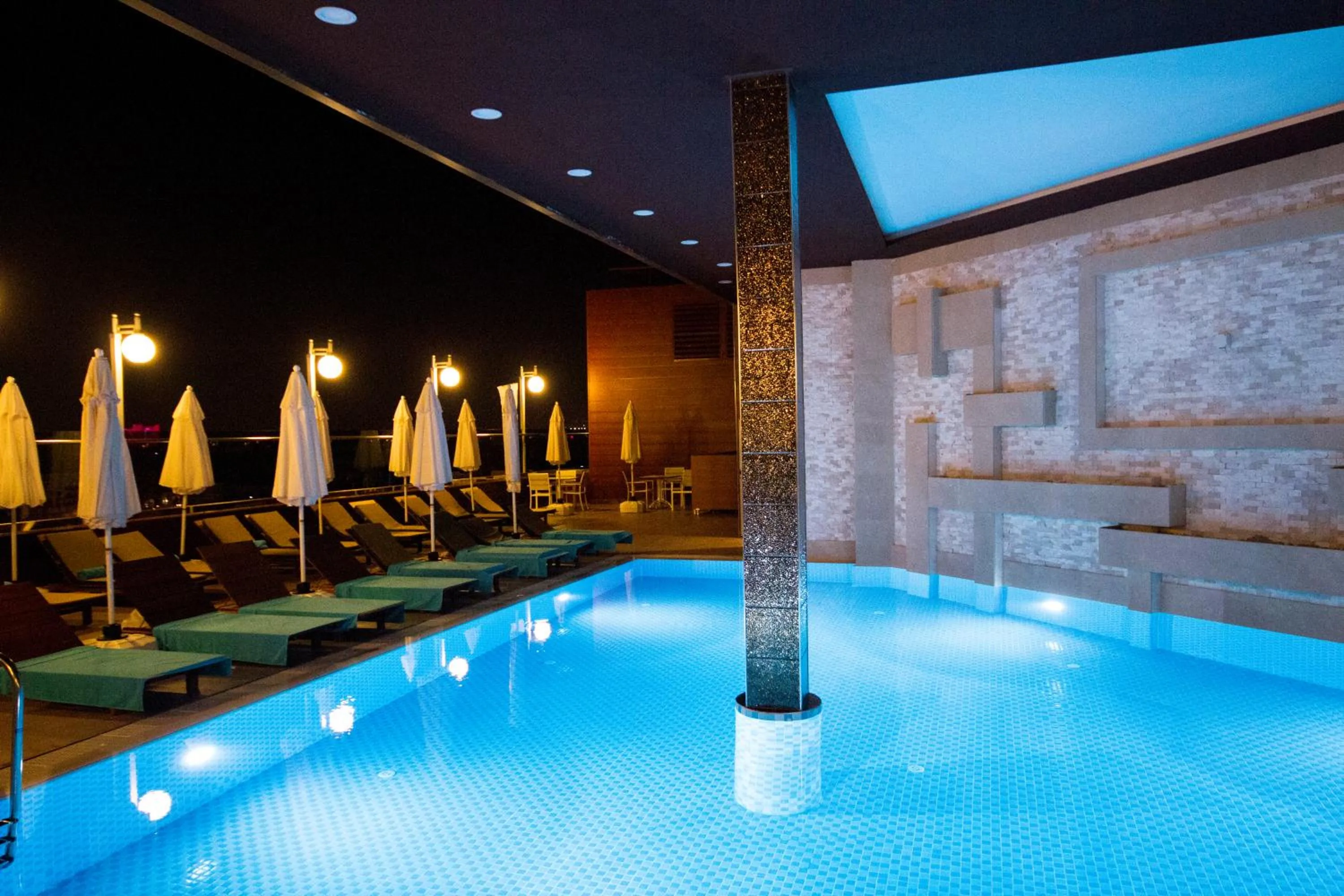 Swimming pool in SKY Business Hotel