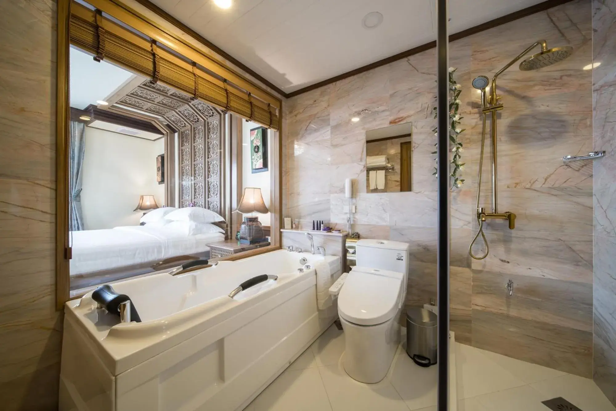 Bathroom in Peak Nimman Prestige Hotel