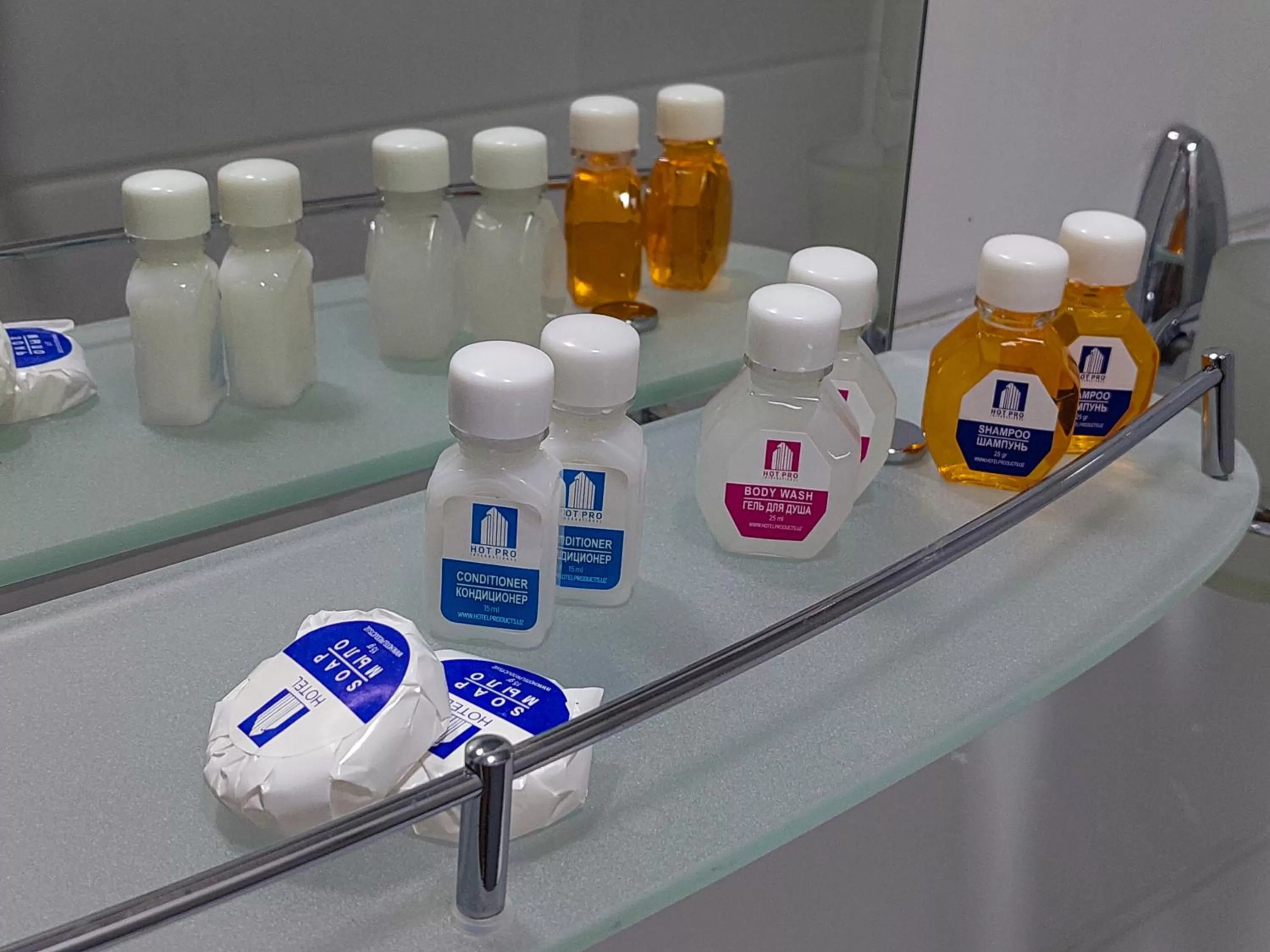 Bathroom in Samarabonu Hotel