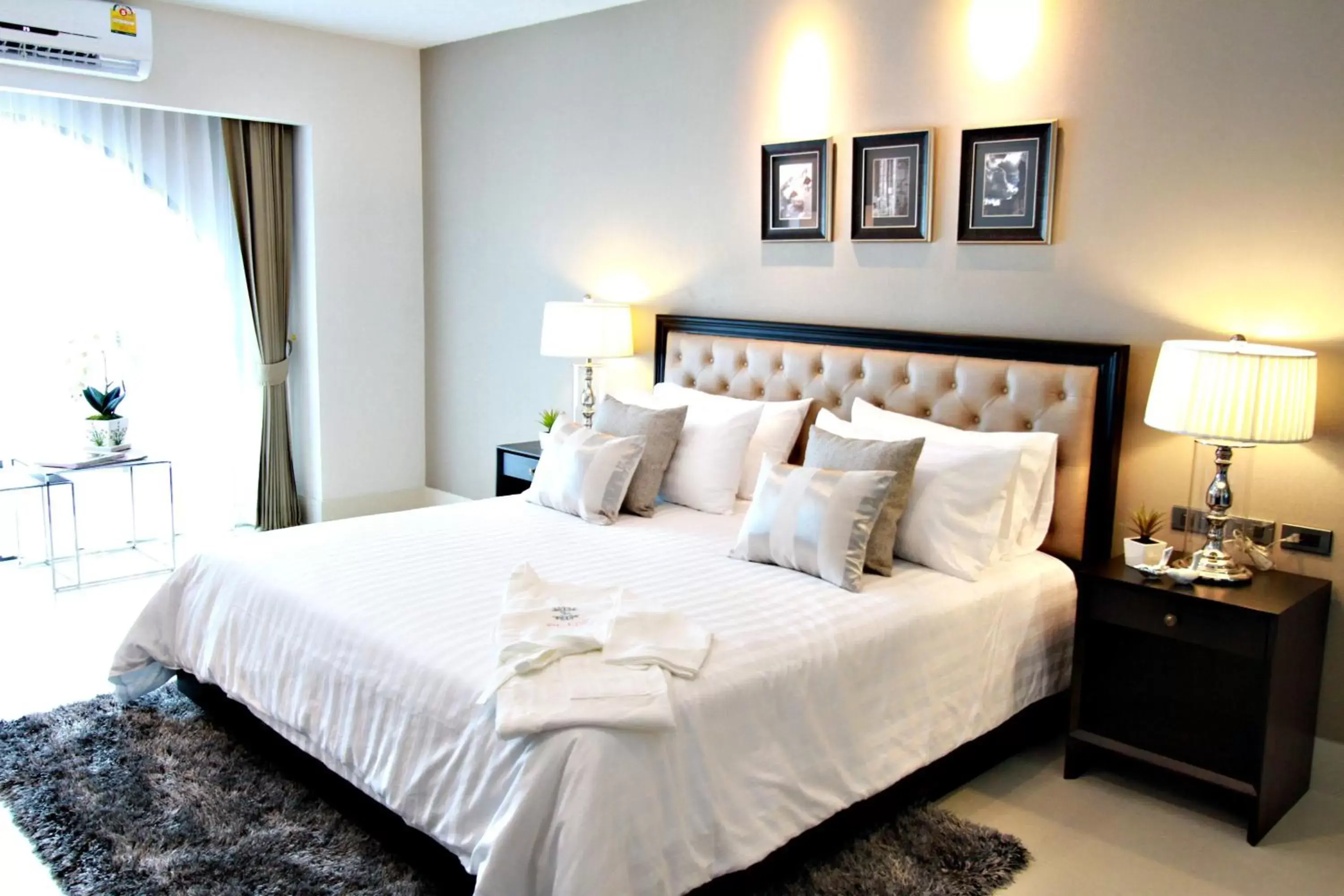 Bedroom, Bed in SN Plus Hotel - SHA Plus