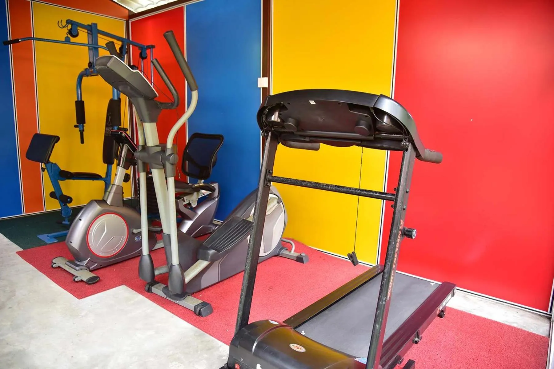 Fitness centre/facilities in Colombo Villa