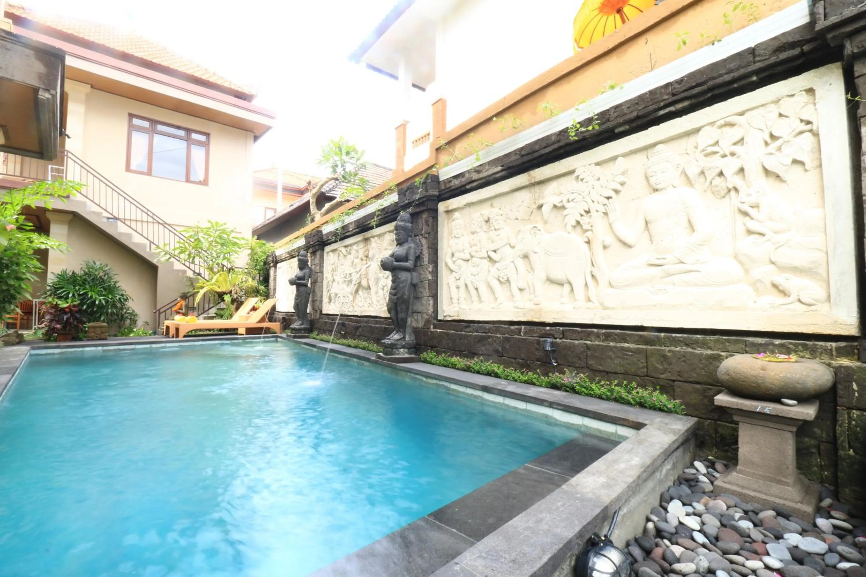 Swimming pool in Frangipani Bungalow