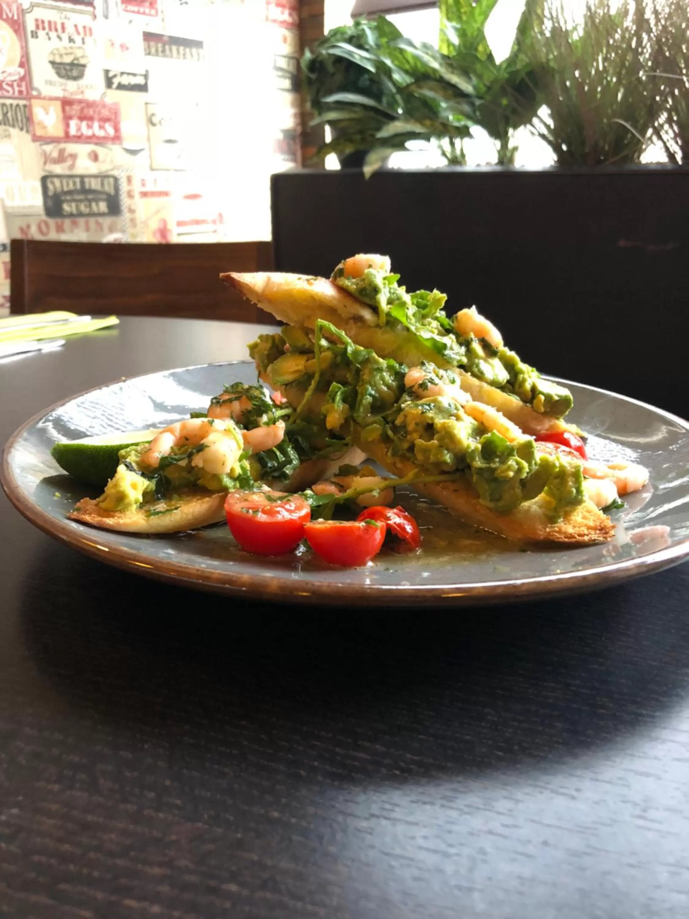 Restaurant/places to eat in Smiths Hotel