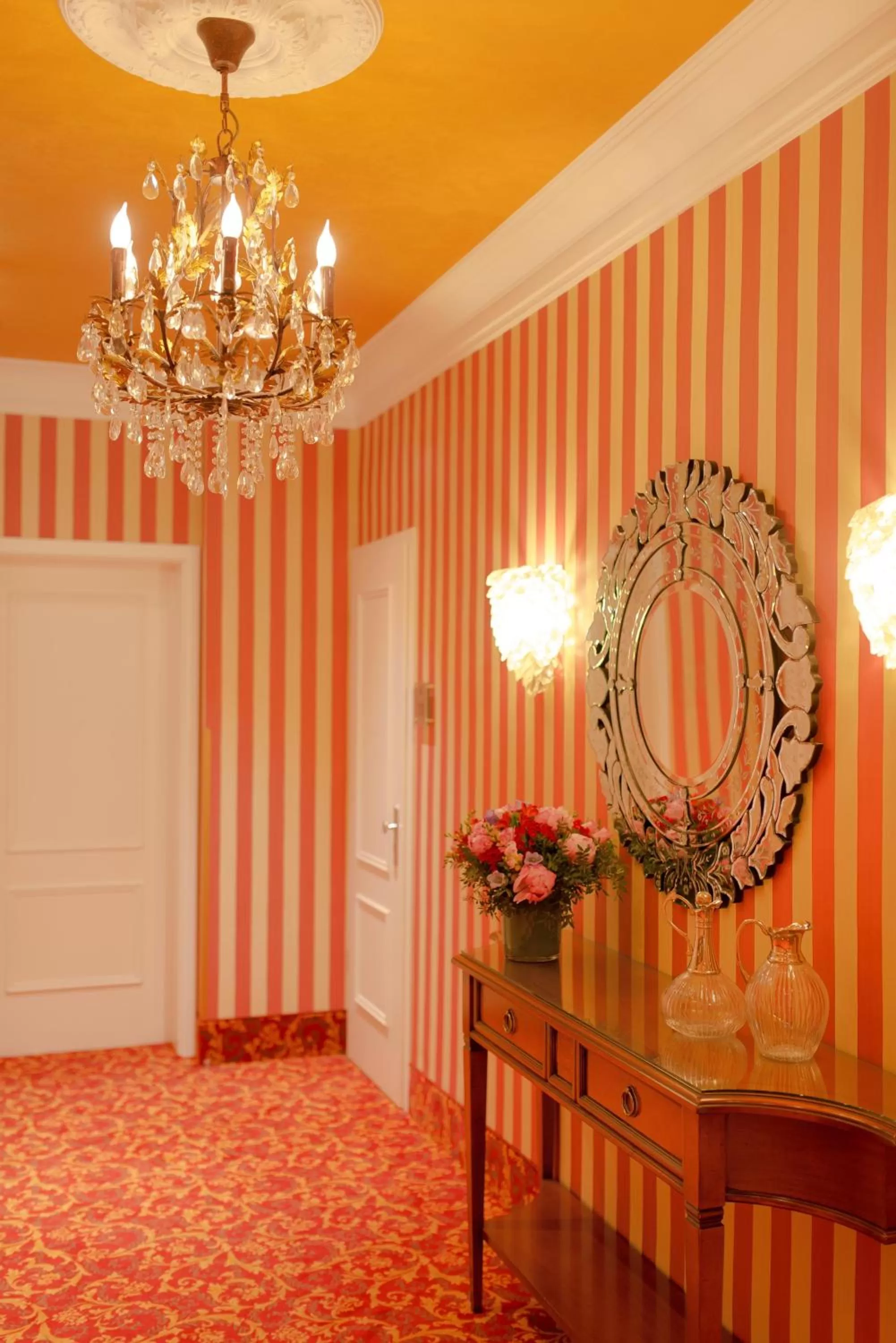 Decorative detail in Hotel City House