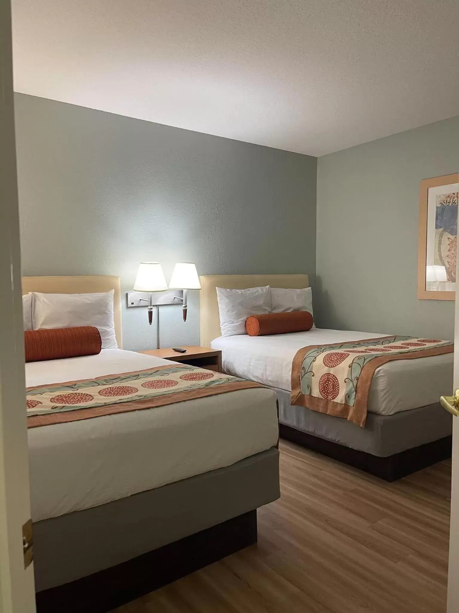 Bed in Star Island Resort and Club - Near Disney