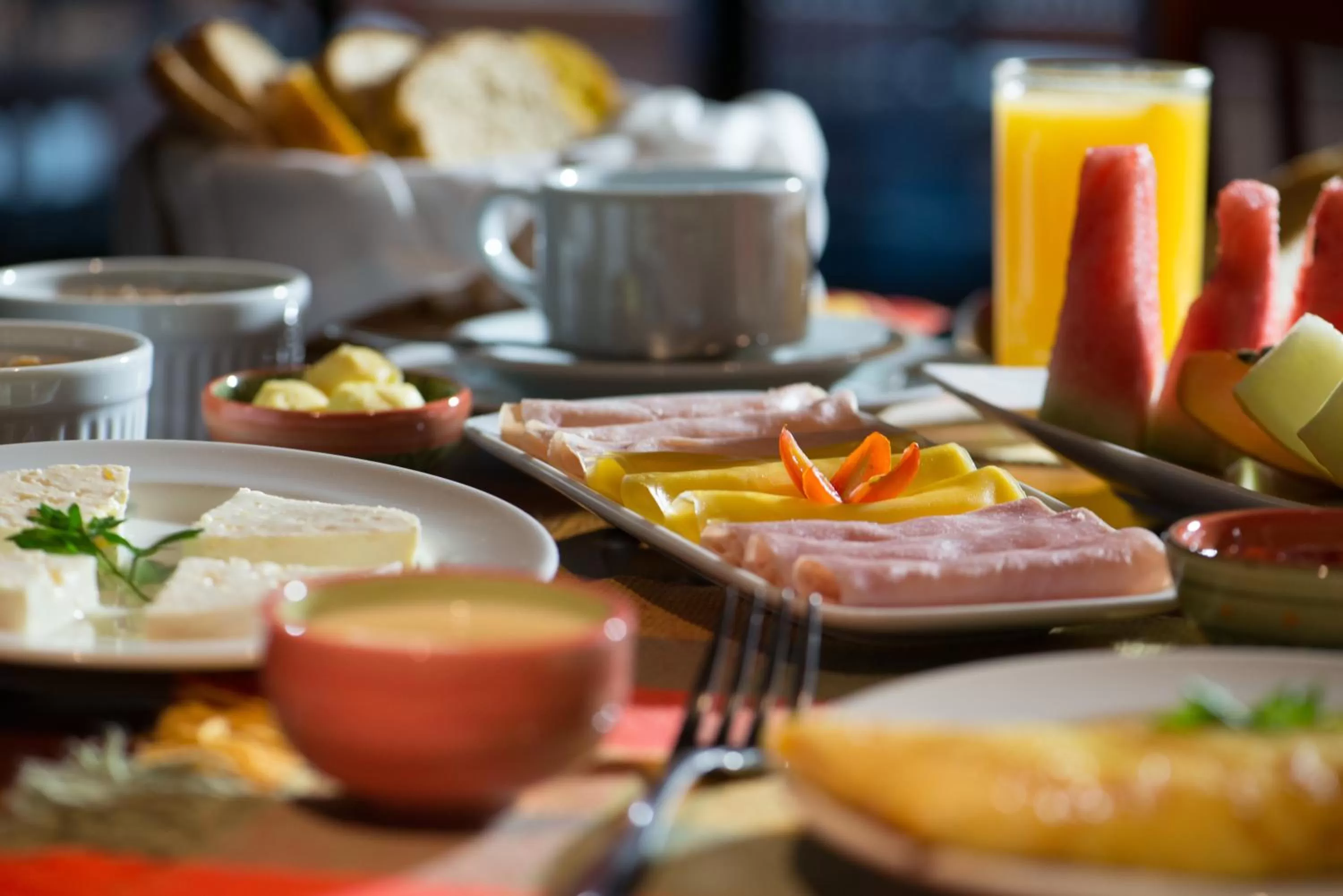 Restaurant/places to eat in Kuriuwa Hotel