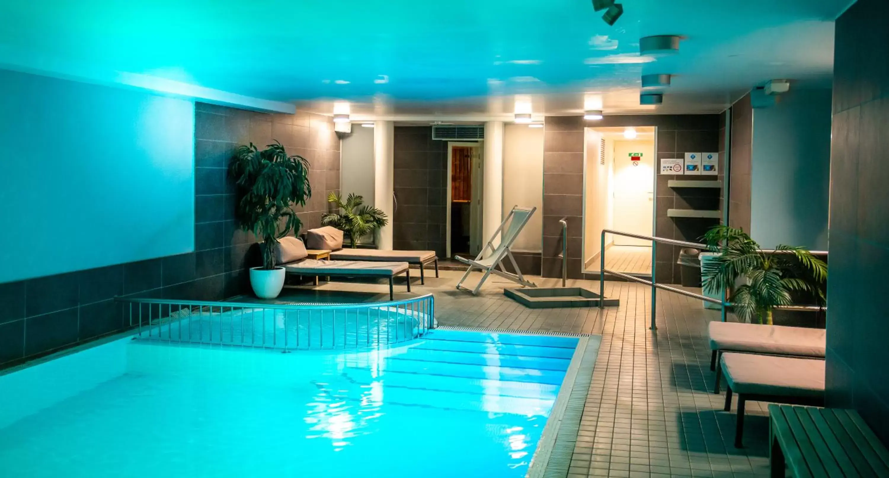 Swimming Pool in Hotel Saint Sauveur by WP Hotels