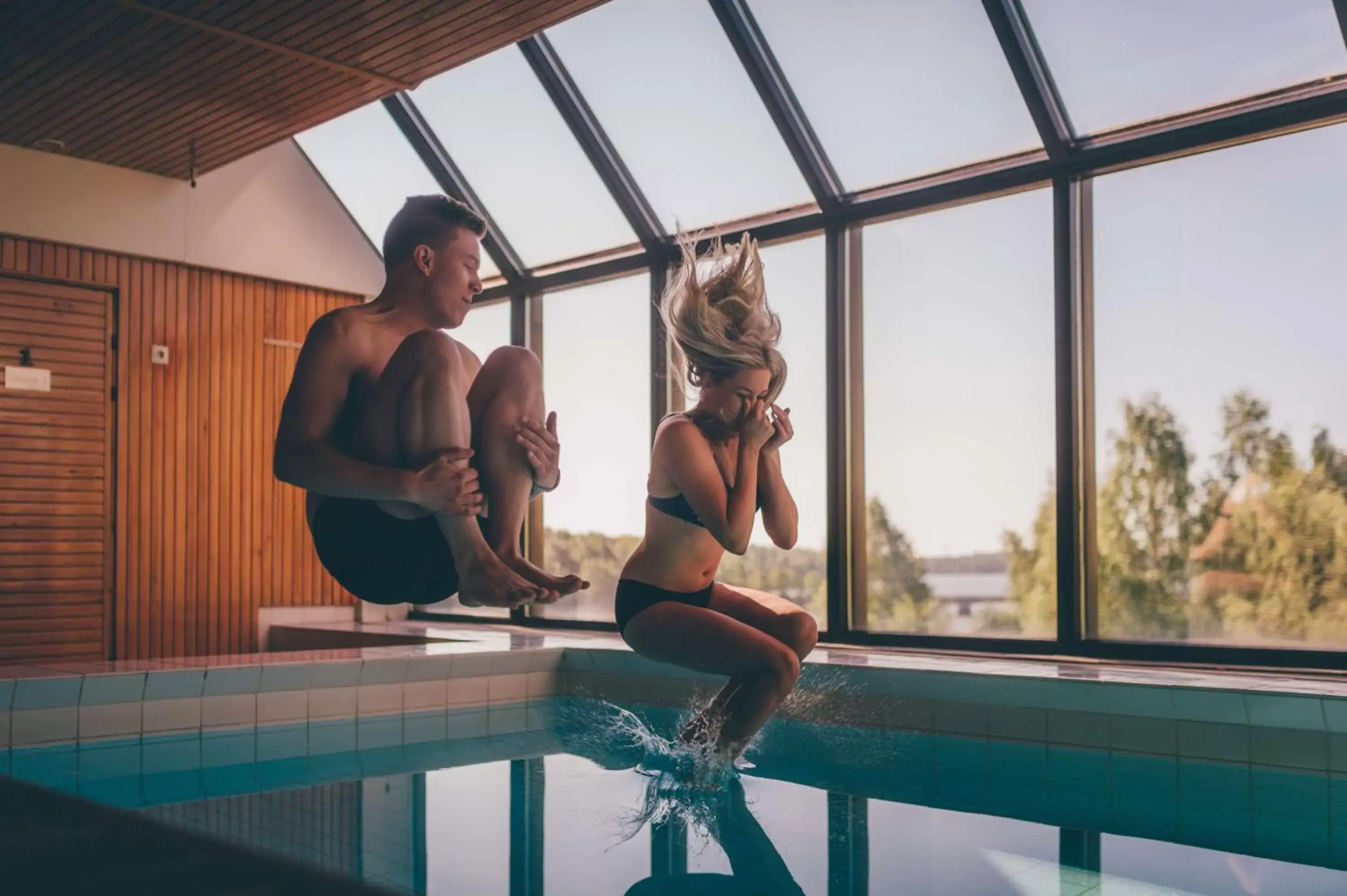 Activities, Swimming Pool in Radisson Blu Hotel Espoo