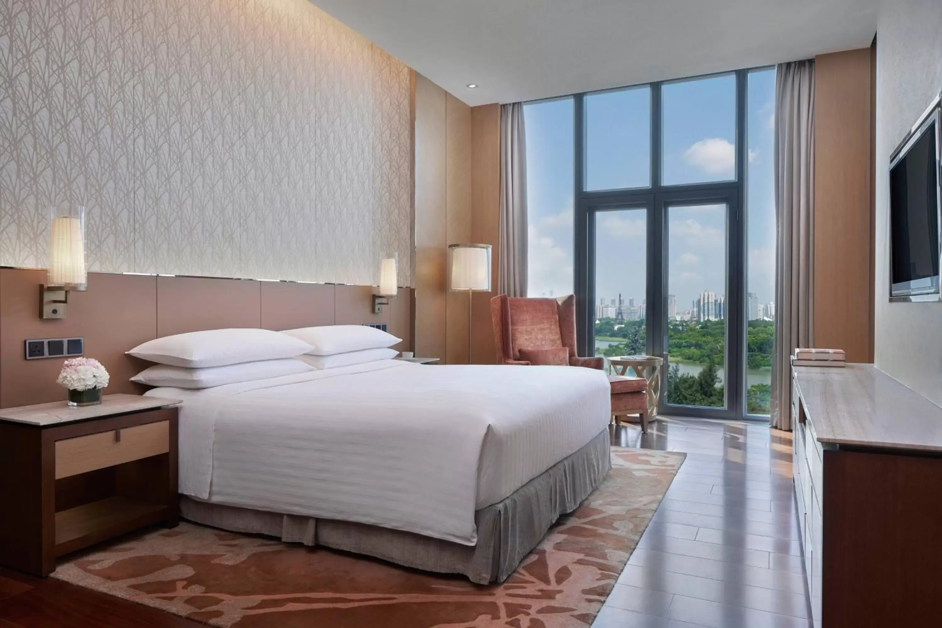 Bedroom, Bed in The OCT Harbour, Shenzhen - Marriott Executive Apartments