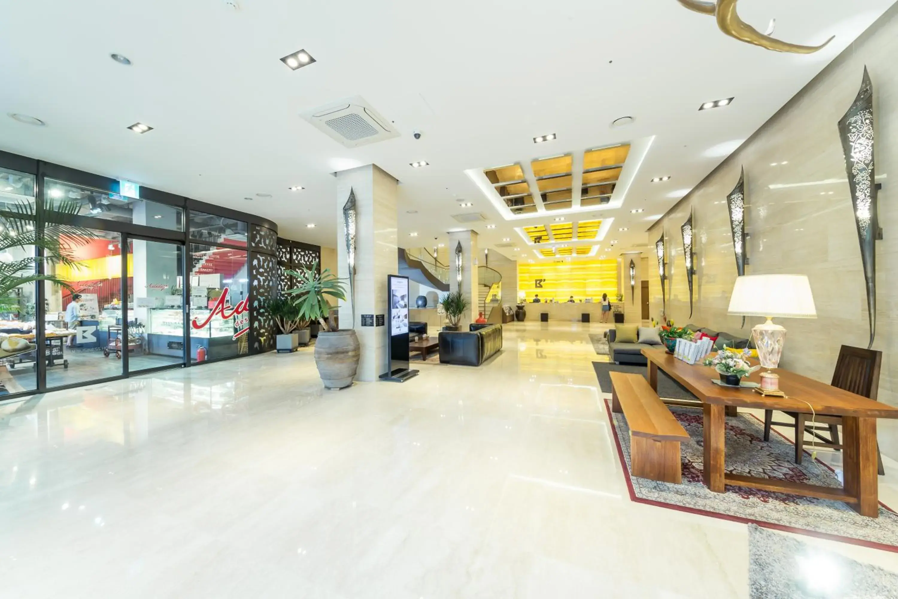 Lobby or reception in Busan Business Hotel
