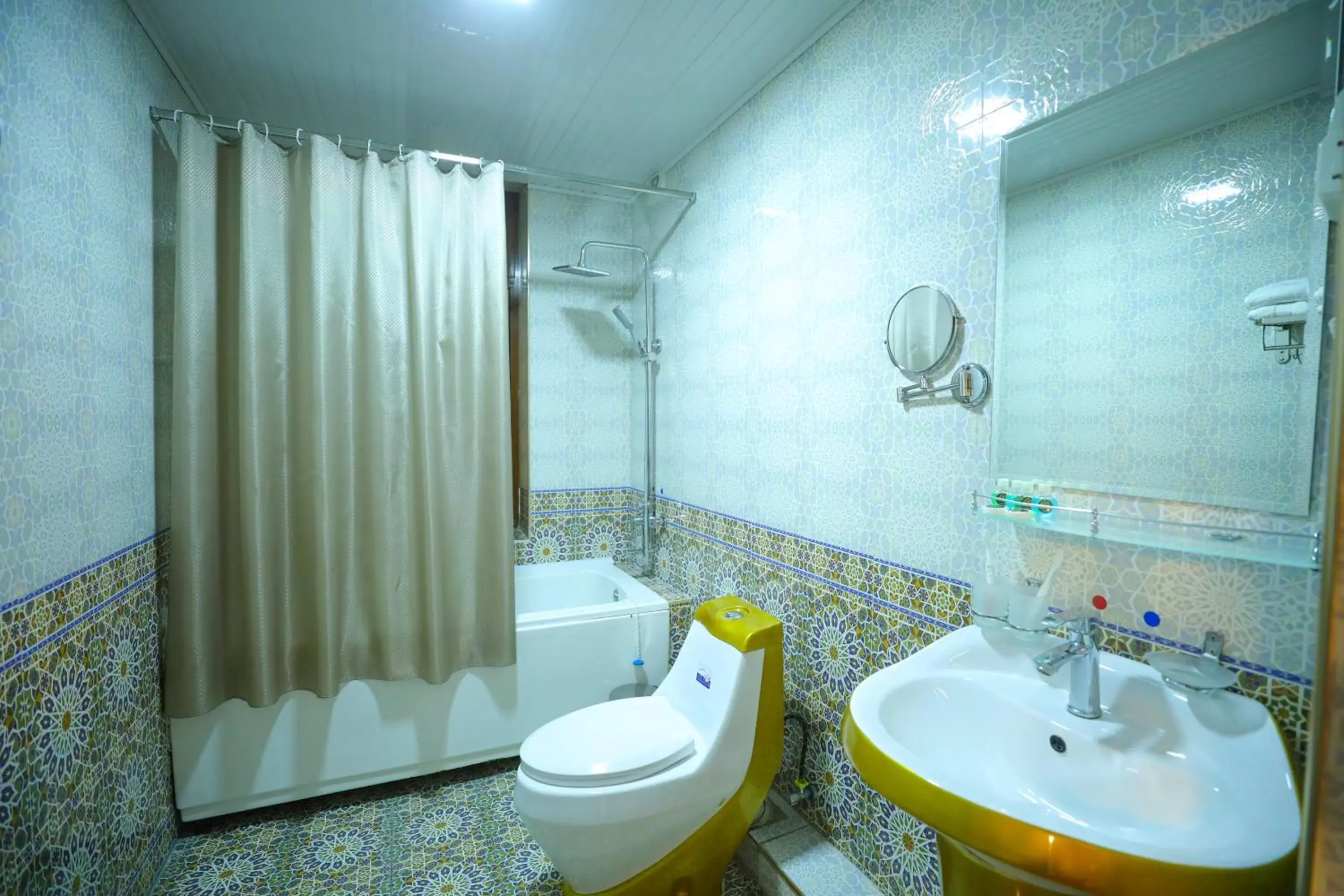 Superior Double Room in Dendi Plaza Hotel Superior Double Room in Dendi Plaza Hotel