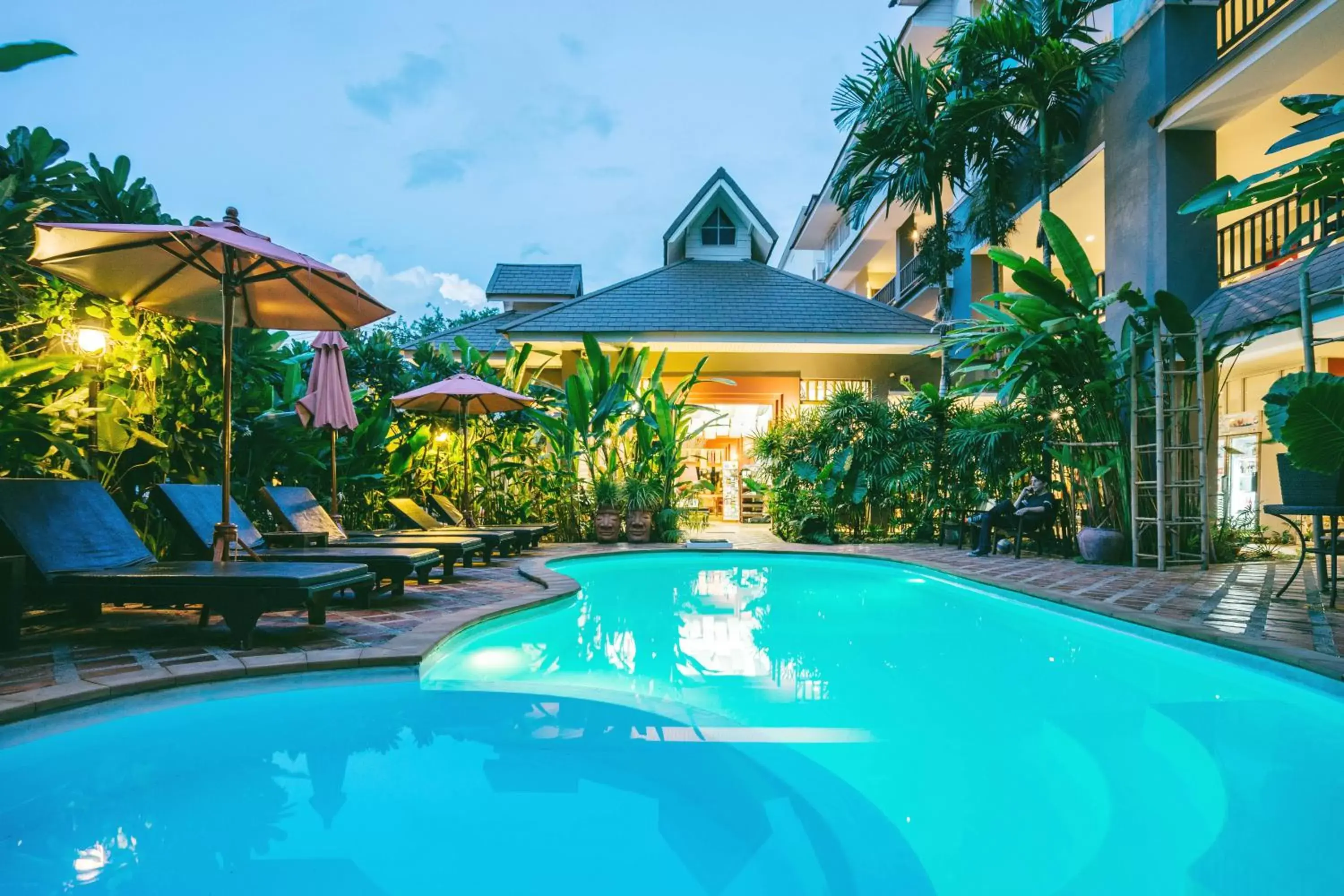 Swimming Pool in The Opium Chiang Mai