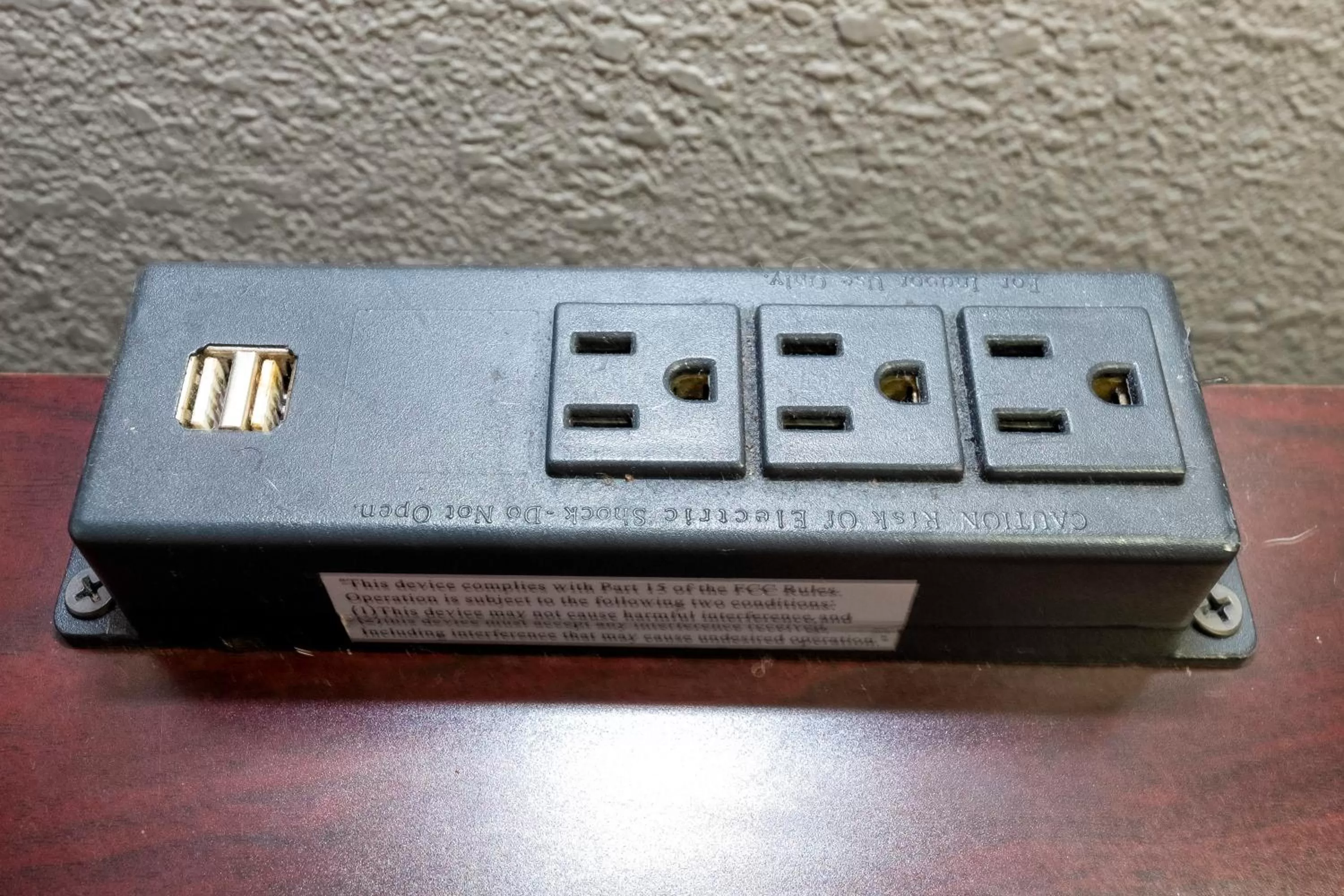 Meeting/conference room in Red Roof PLUS Newark Liberty Airport - Carteret