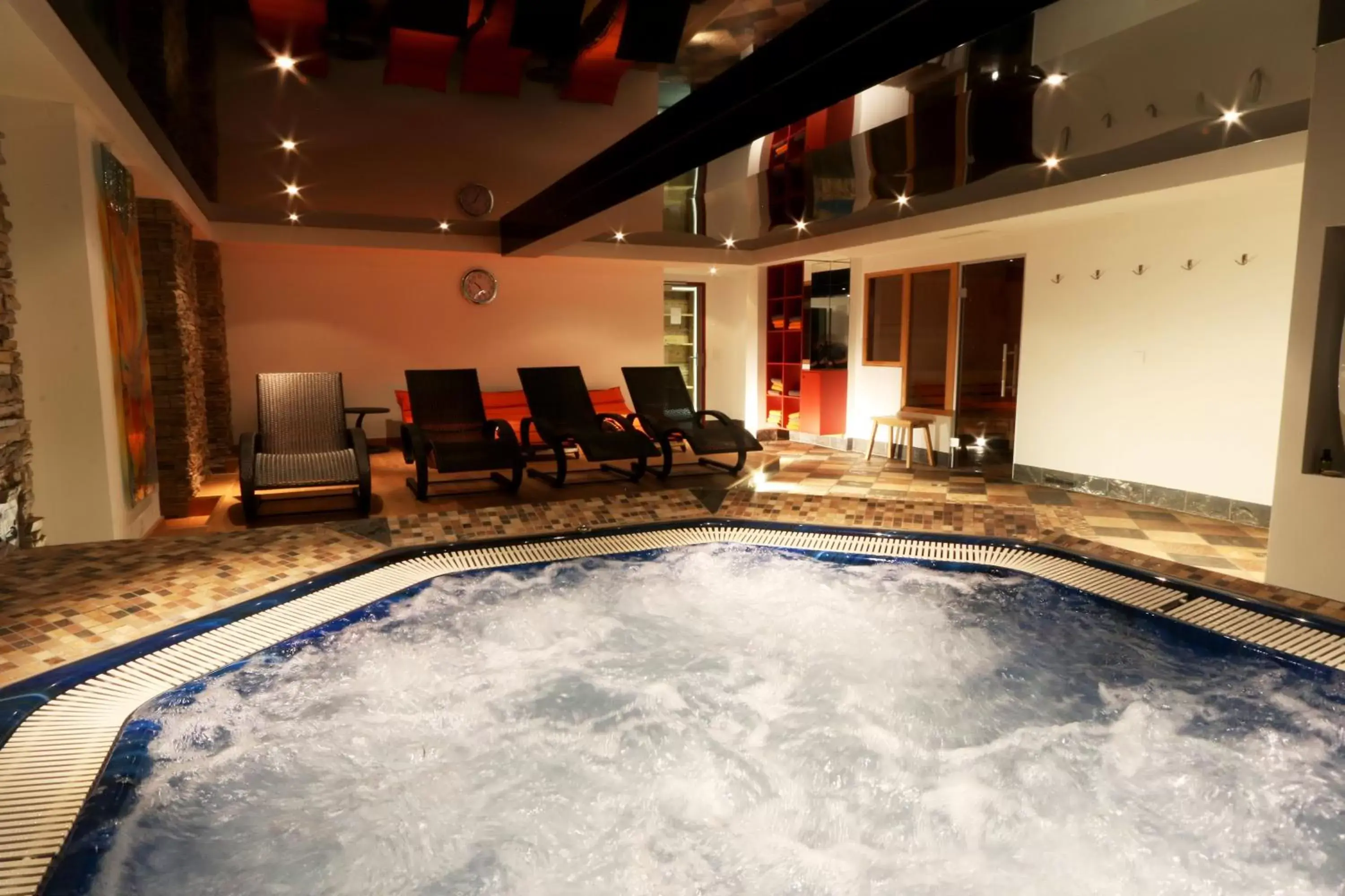 Spa and wellness centre/facilities, Swimming Pool in Amber Ski-in/out Hotel & Spa