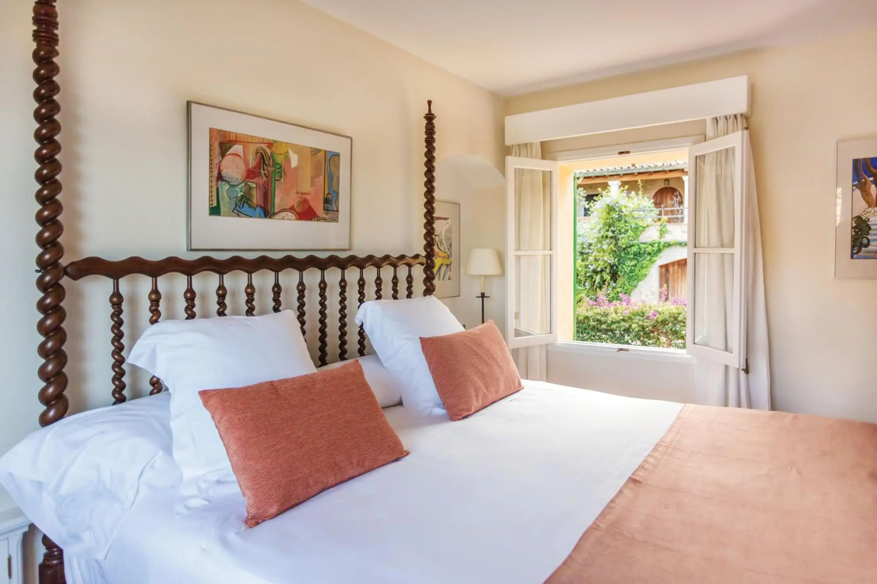 Bedroom, Bed in La Residencia, A Belmond Hotel, Mallorca