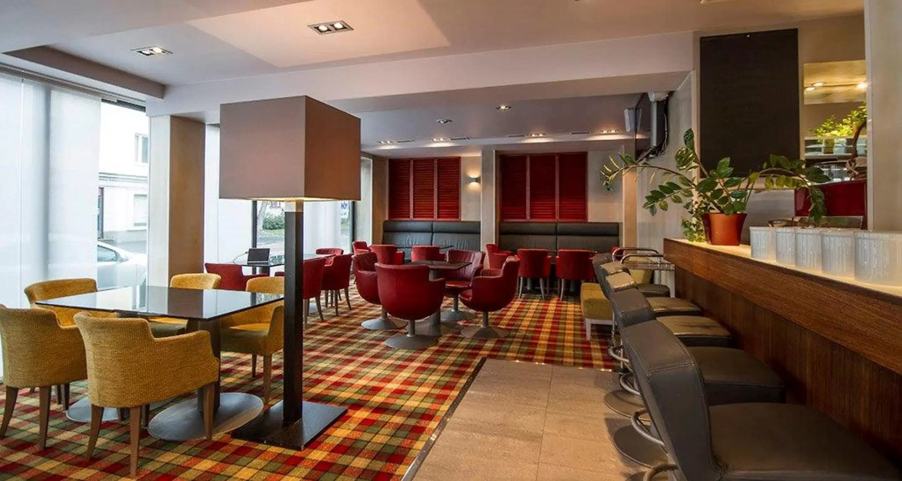 Restaurant/places to eat, Lounge/Bar in Best Western Hotel Apollo