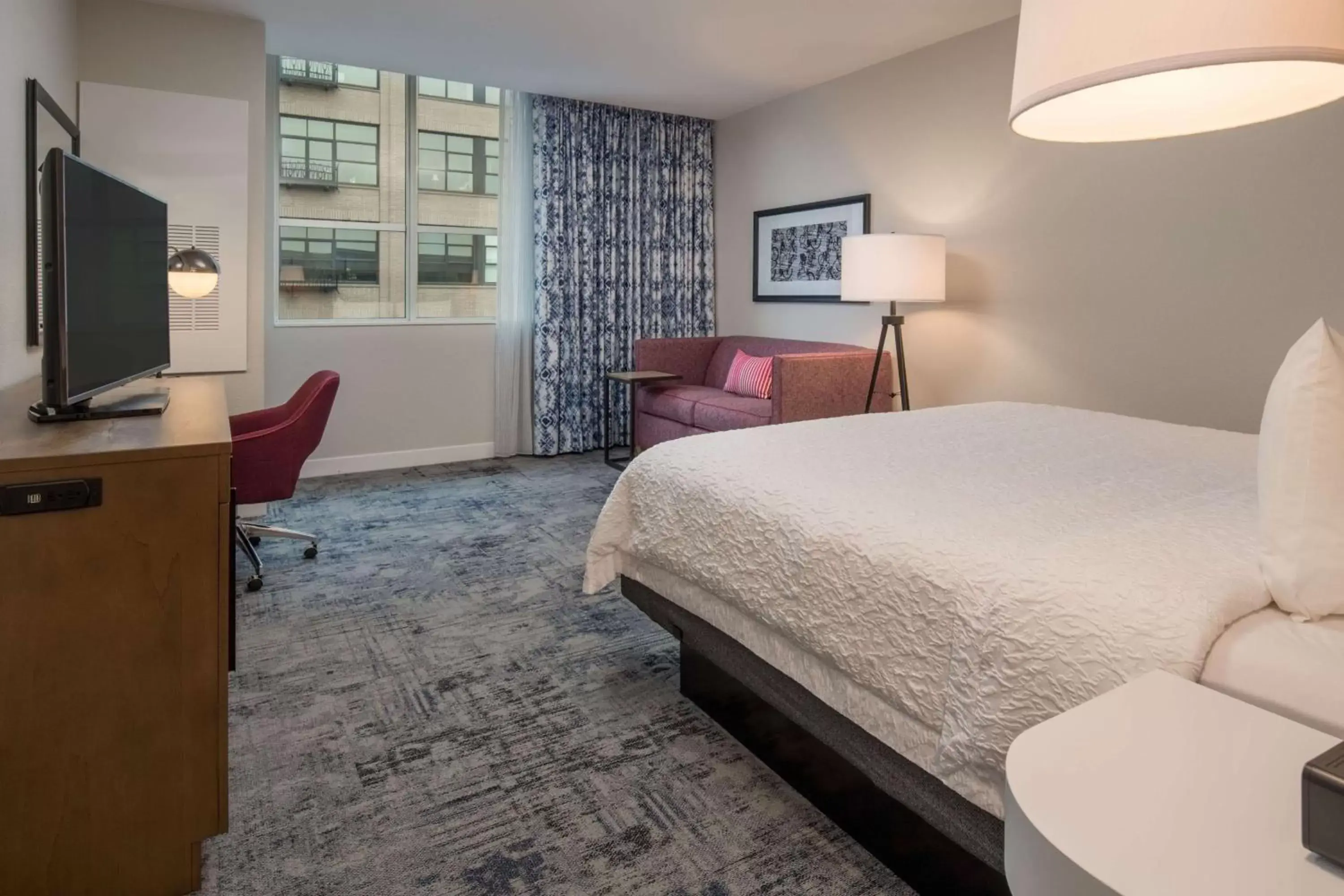Bedroom, Bed in Hampton Inn And Suites By Hilton Portland-Pearl District