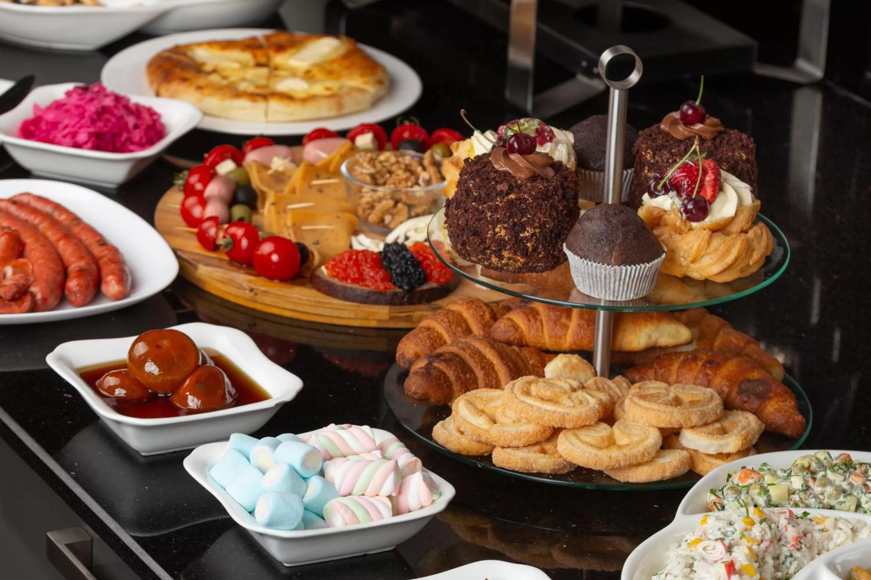 Food and drinks in Margo Palace Hotel