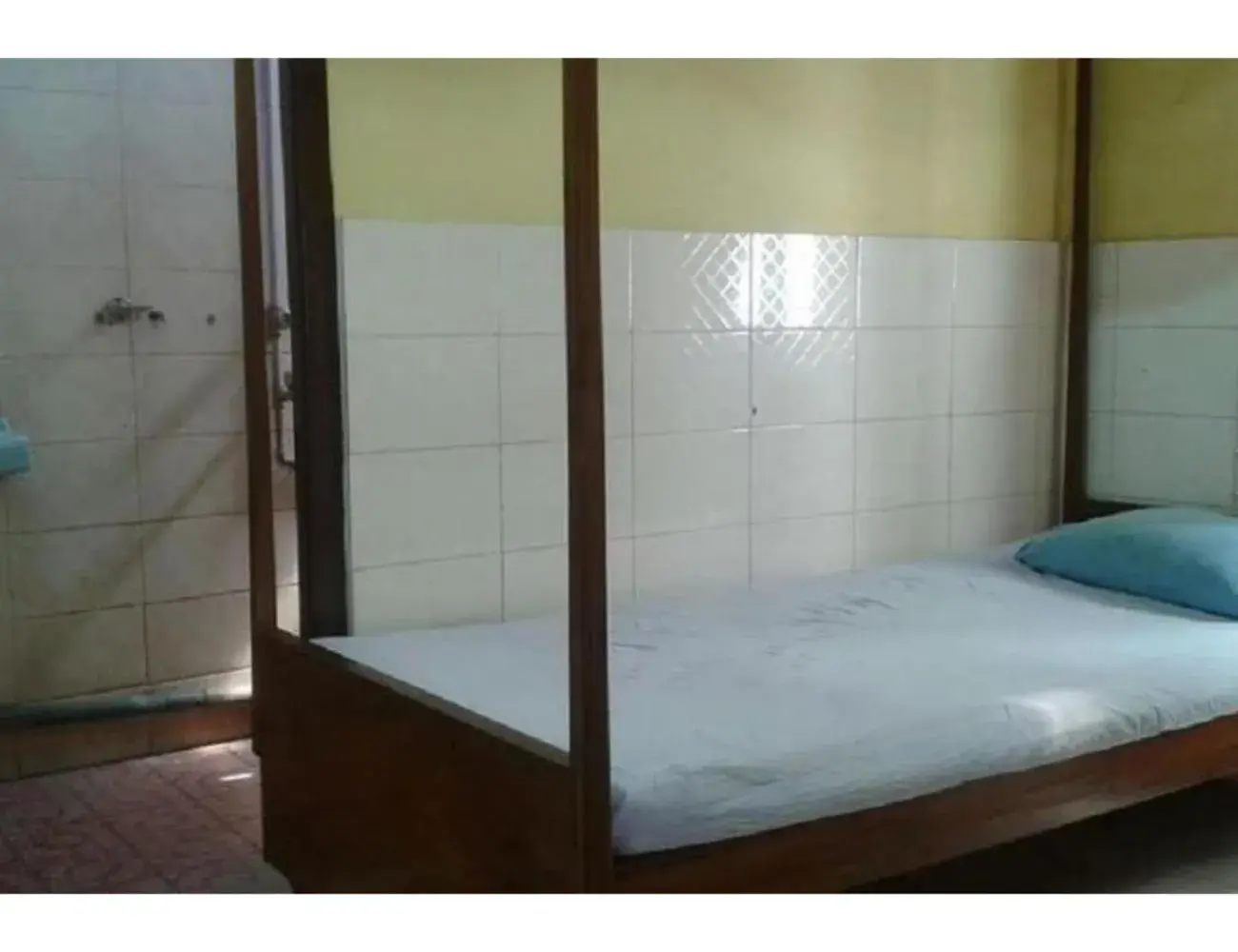 Photo of the whole room, Bathroom in Goroomgo Central Guest House Agartala