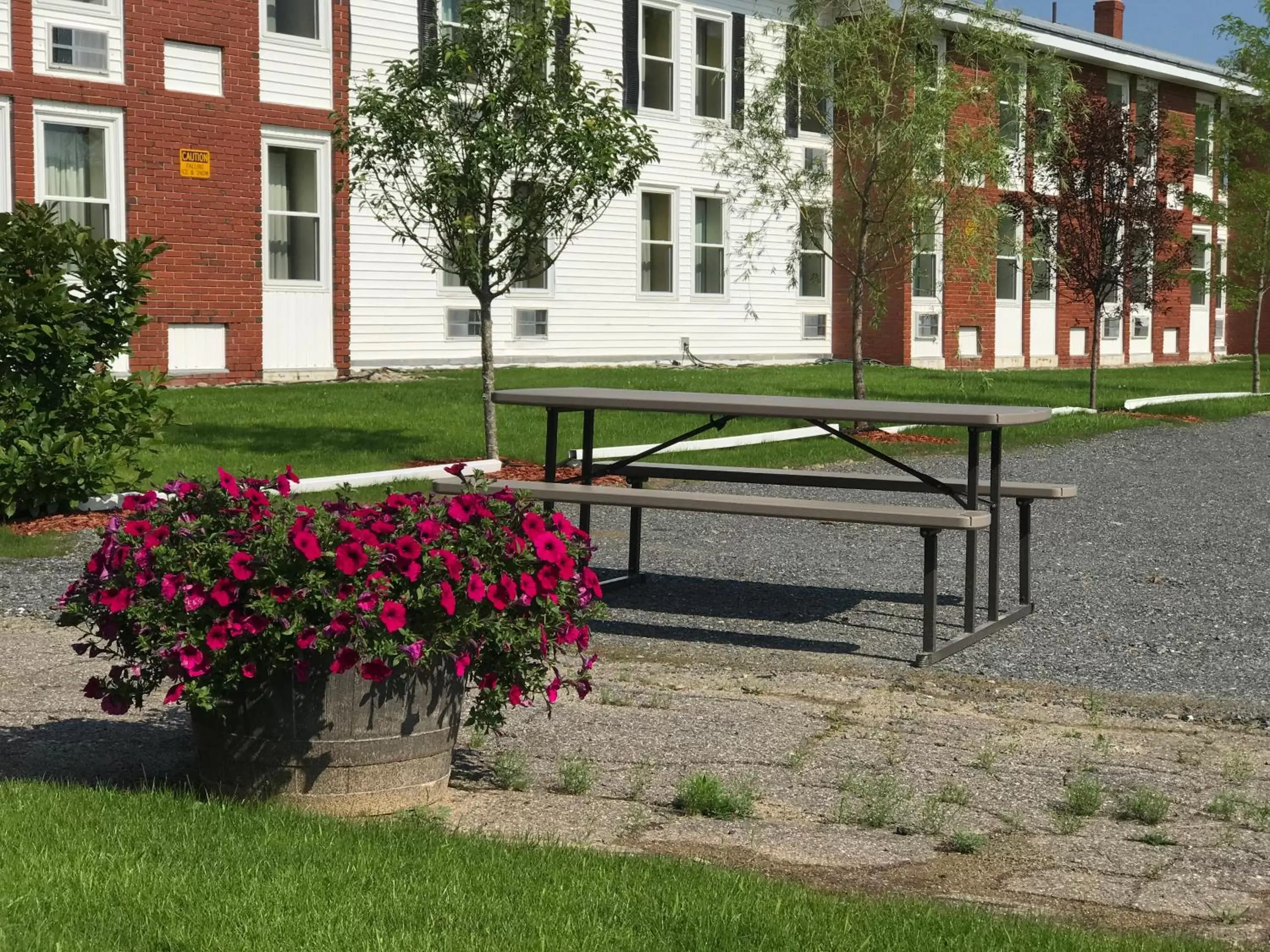 Garden in Baxter Park Inn