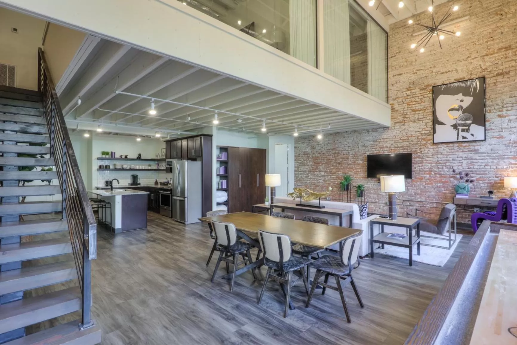 TV and multimedia in Studio 154 Hotel