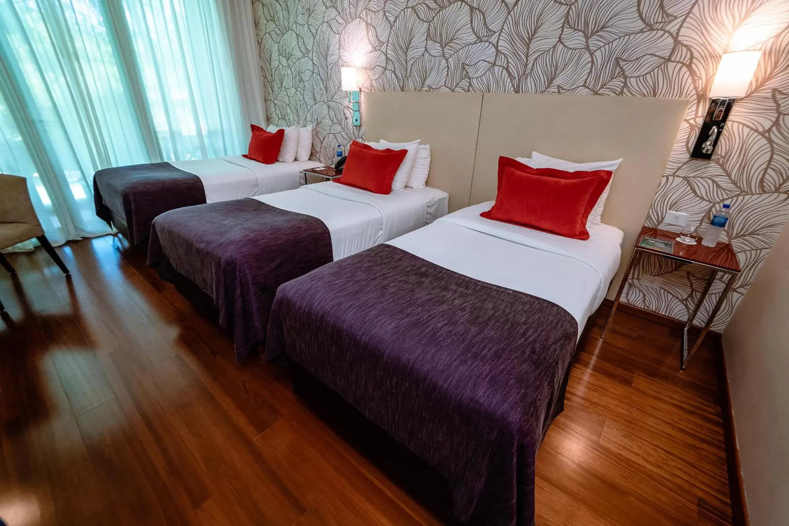 Bed in Mercure Iguazu Hotel Iru