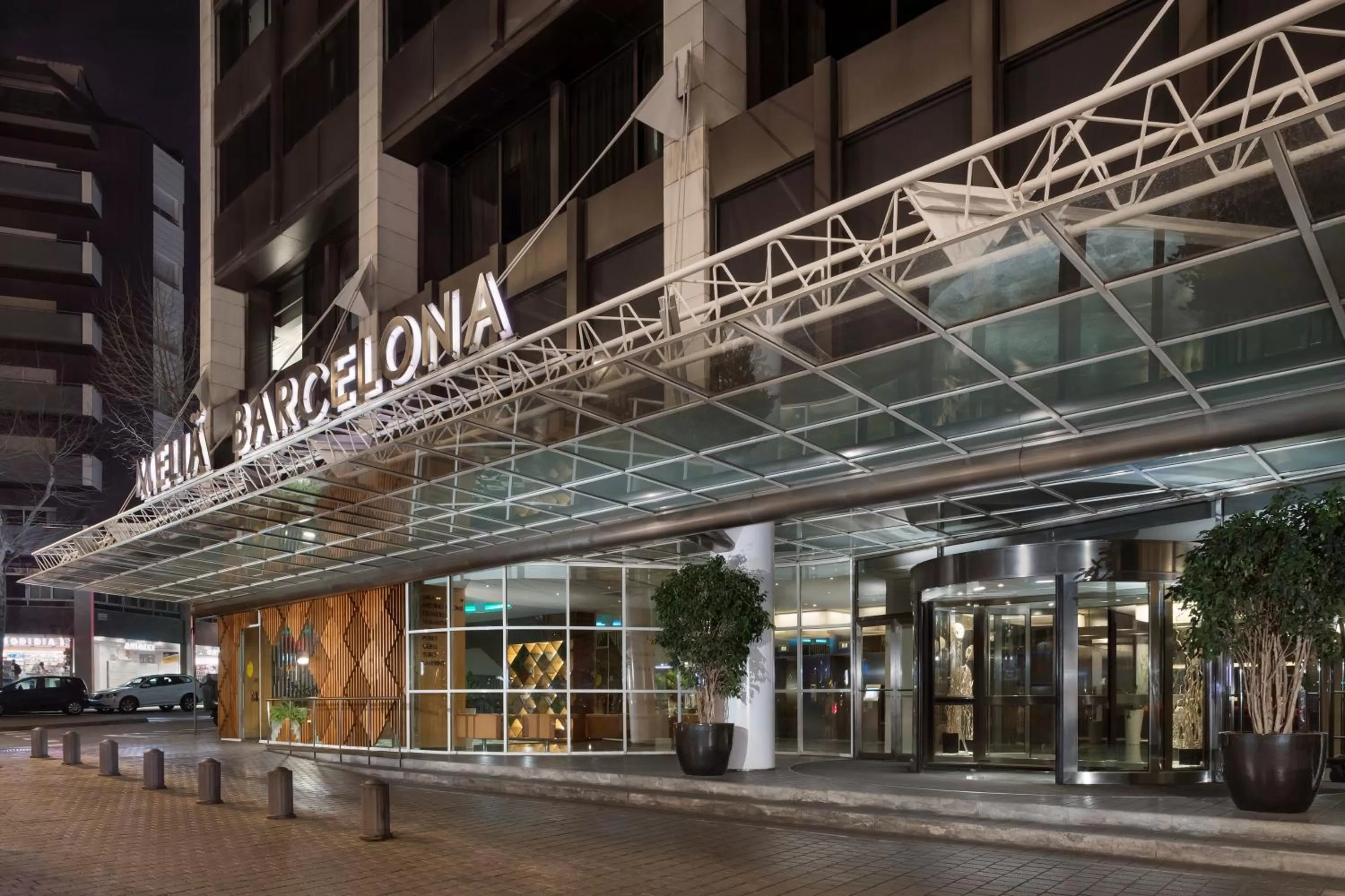 Facade/entrance in Melia Barcelona Sarriá
