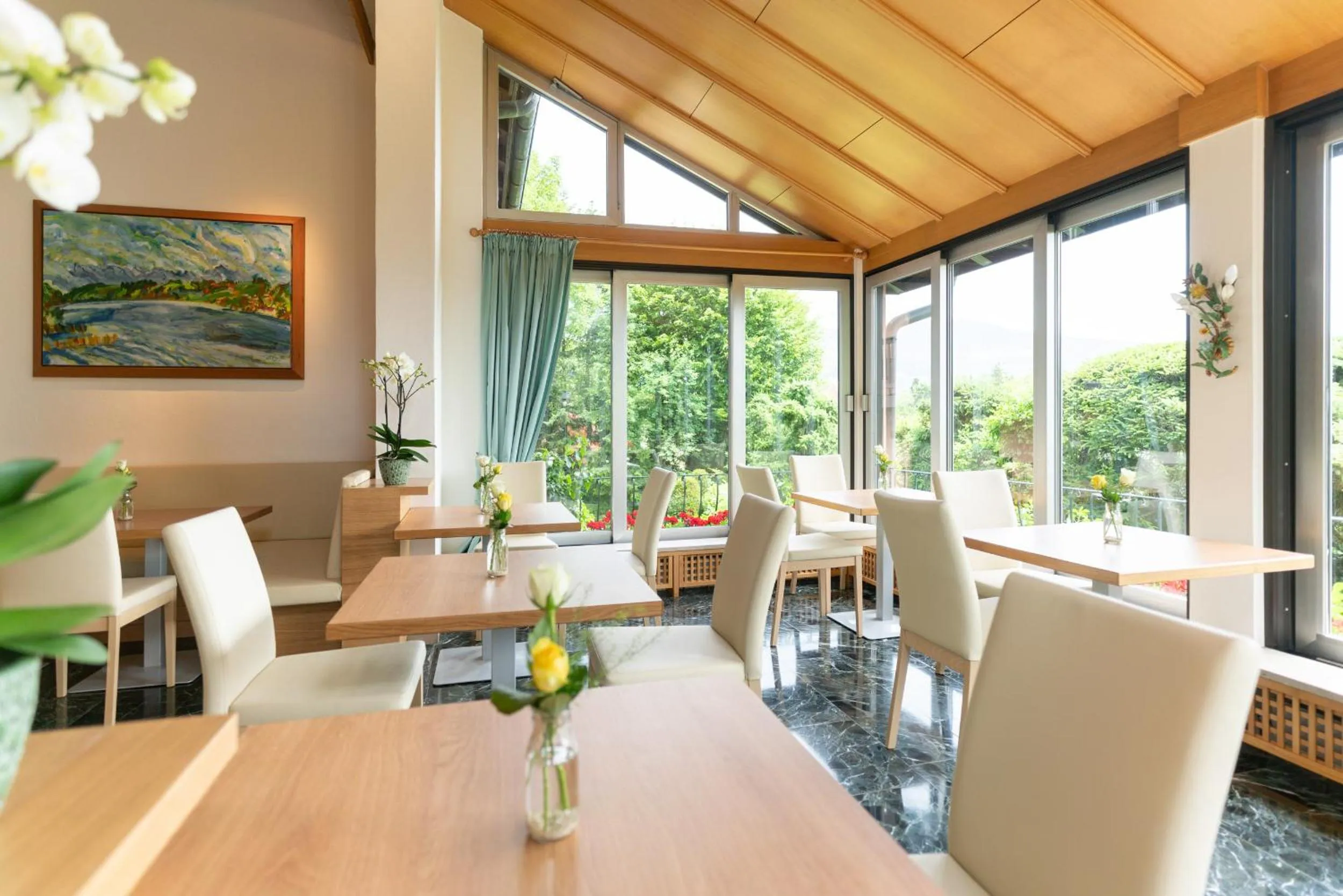 Dining area in Hotel Haus Arenberg