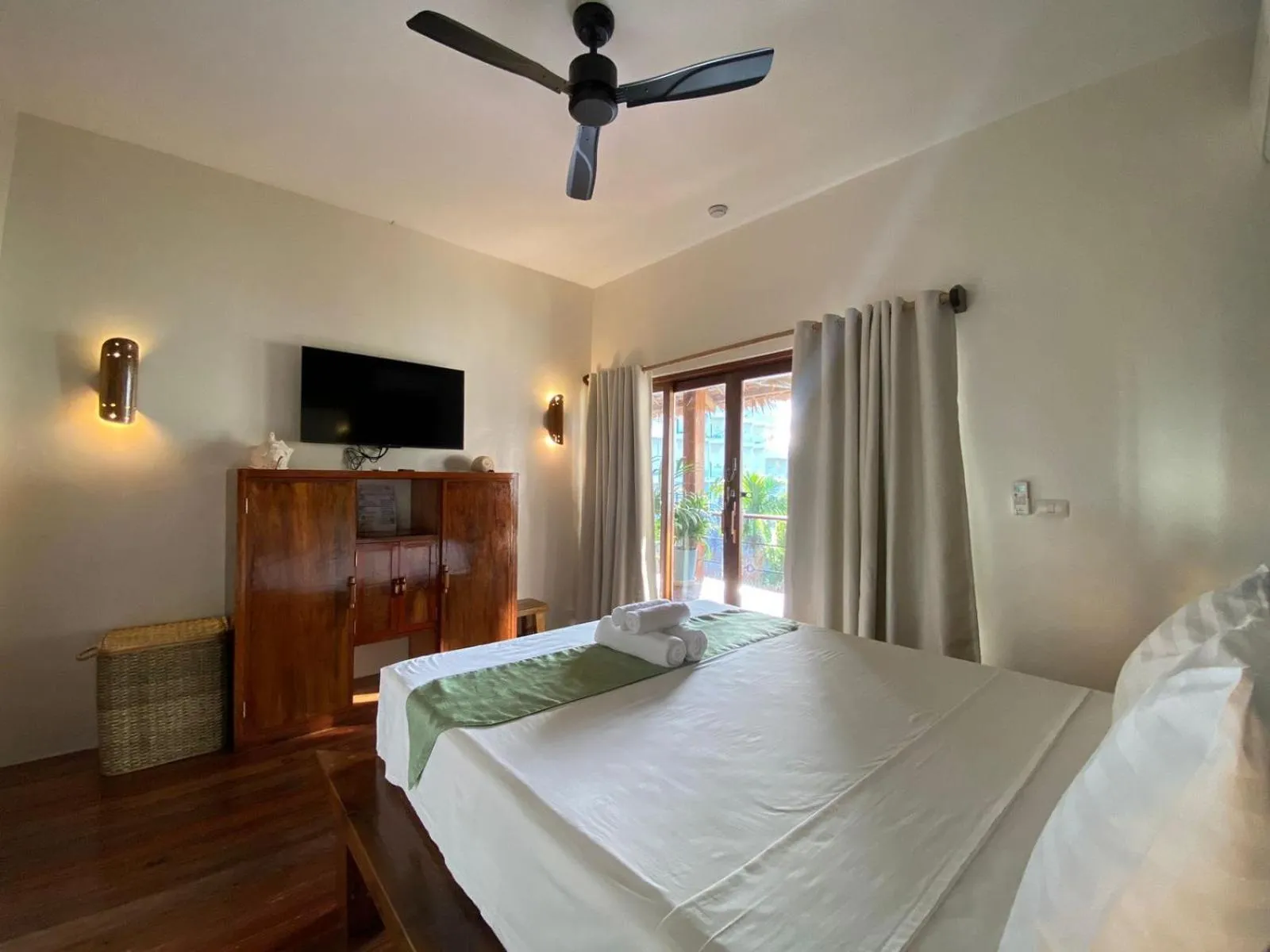Bed in Happiness Boutique Resort El Nido