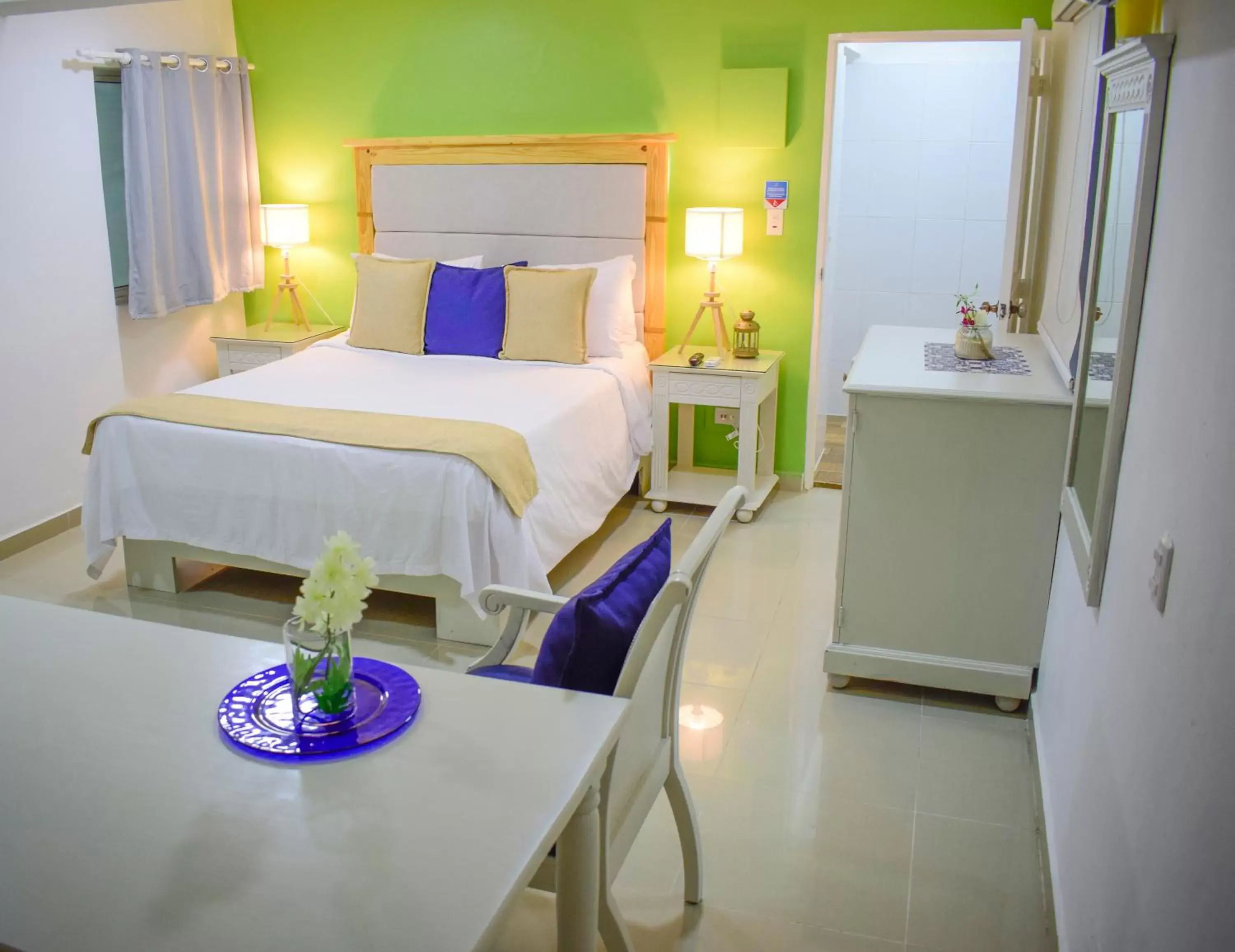 Bedroom, Bed in Green Coast Beach Hotel