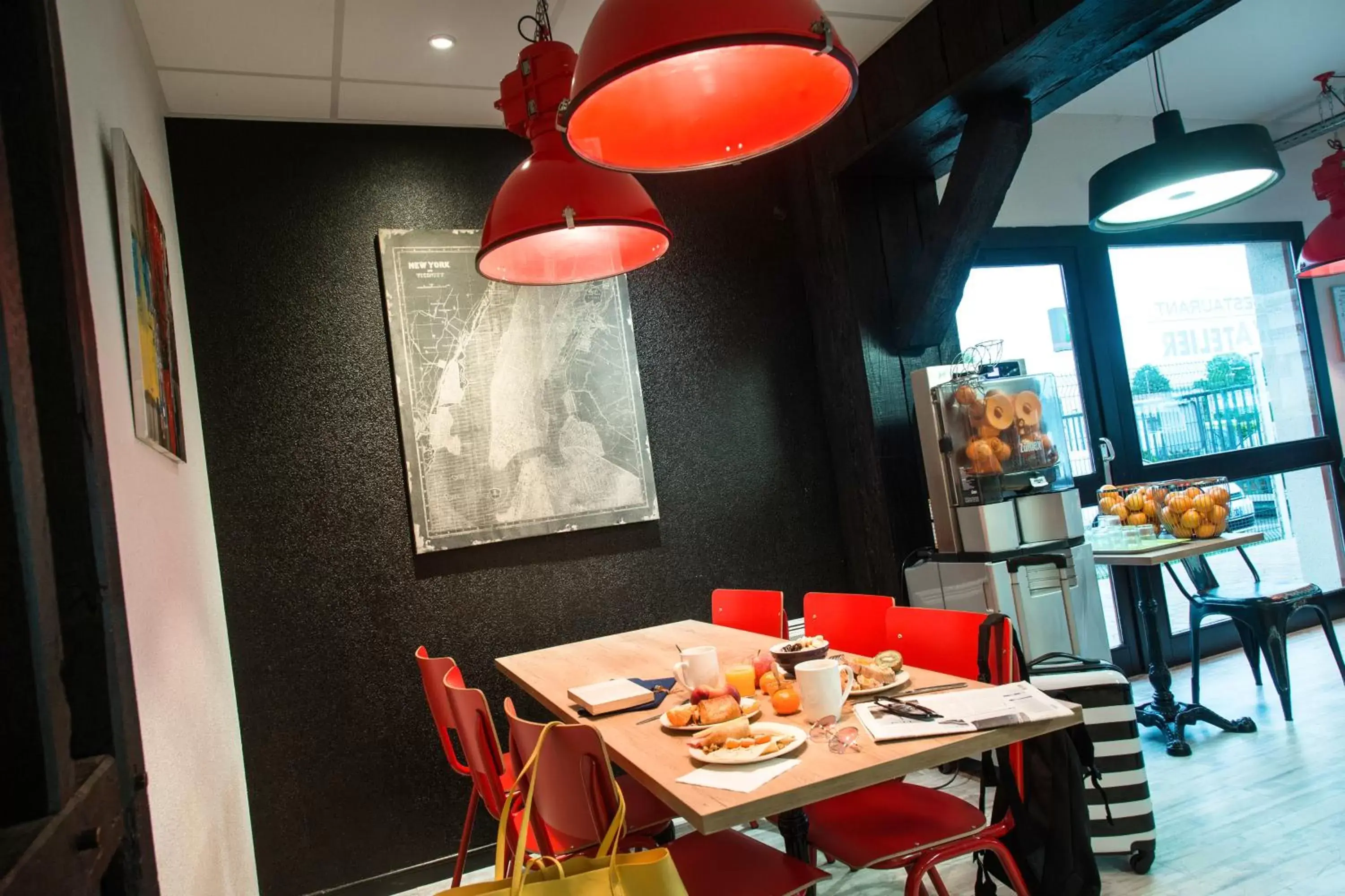 Continental breakfast, Restaurant/Places to Eat in ibis Styles Chartres Métropole