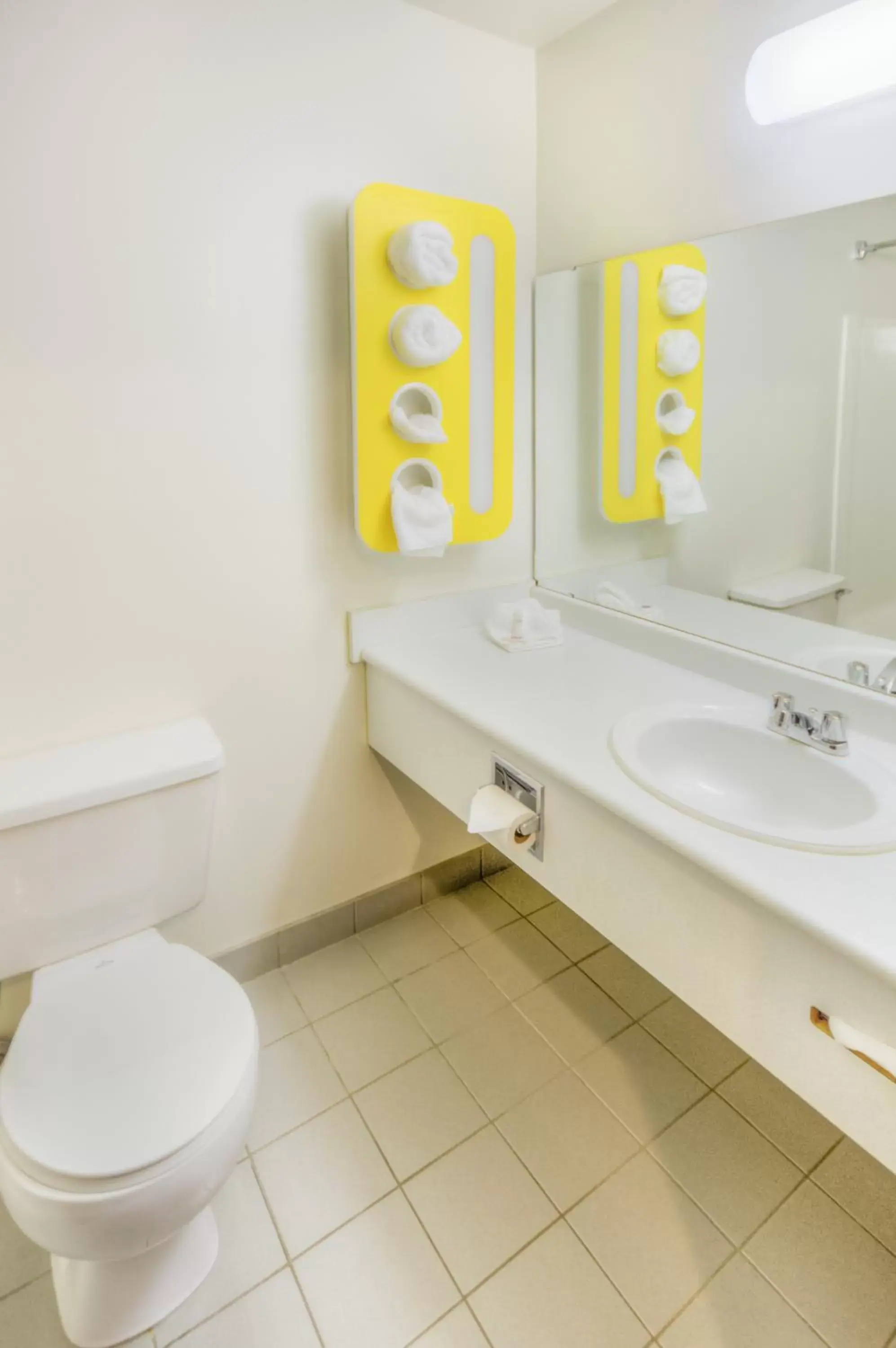 Toilet, Bathroom in Motel 6-Regina, SK