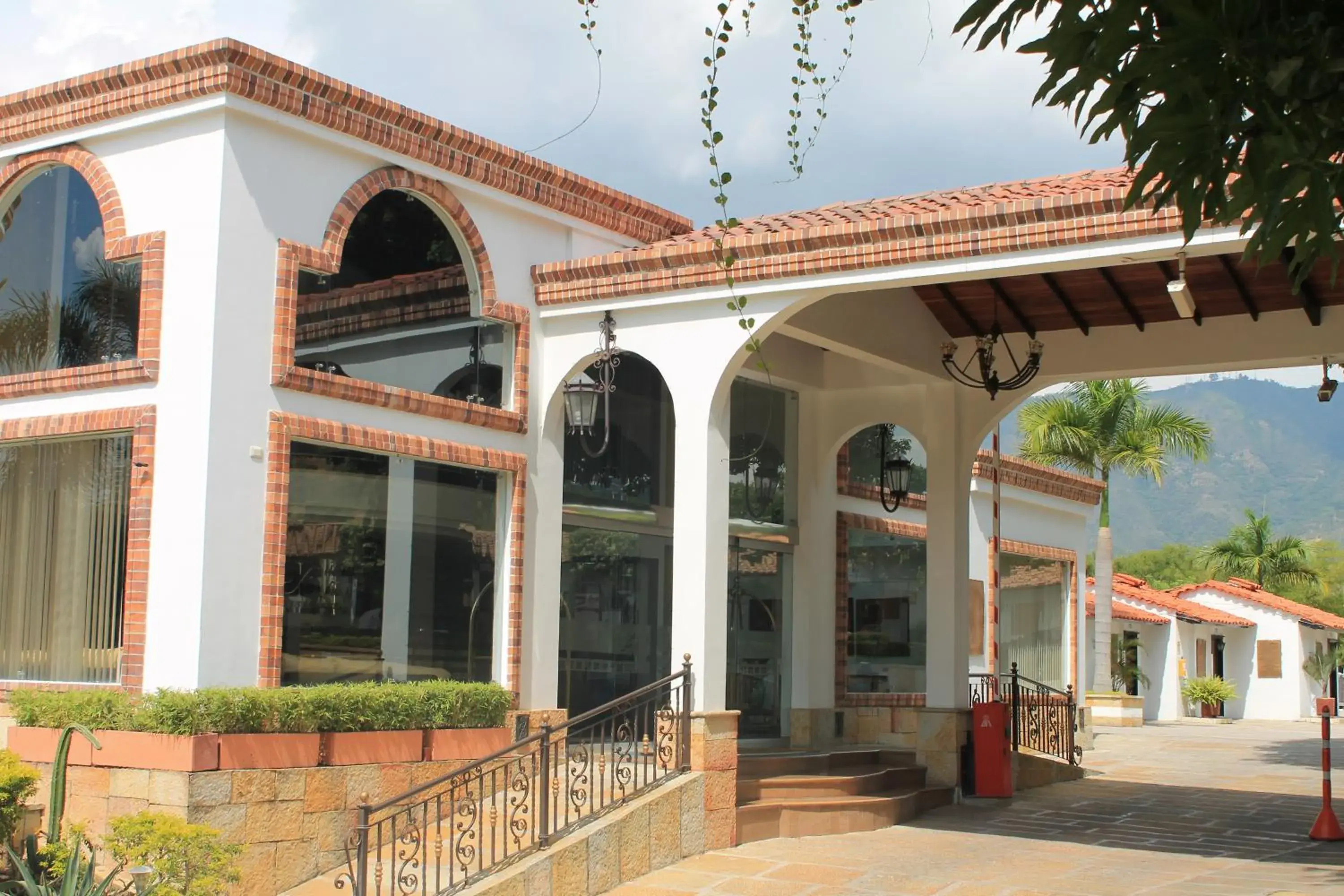 Property building in Hotel San Juan Internacional Property building in Hotel San Juan Internacional