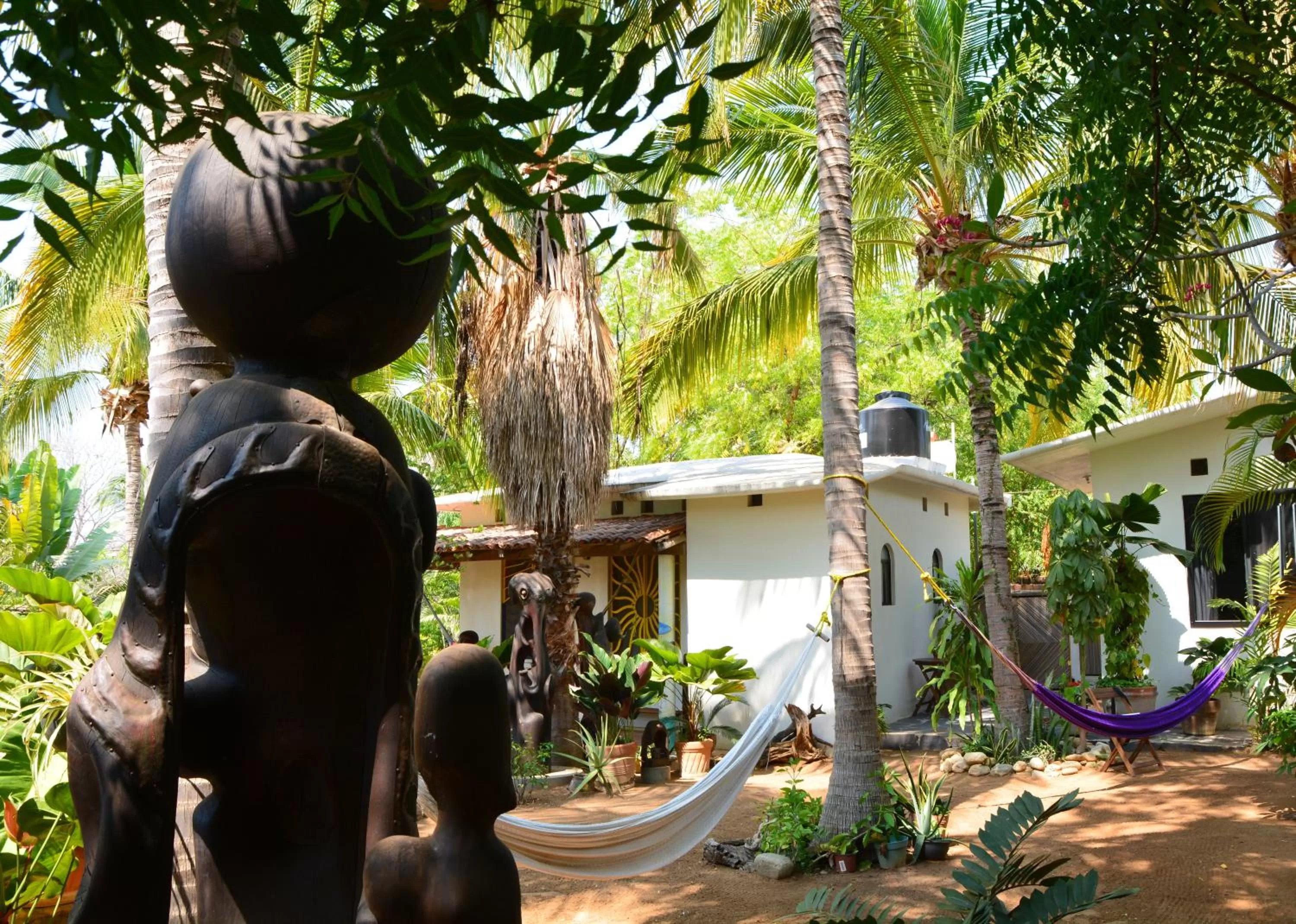 Property building in Hotel Villa Mozart y Macondo