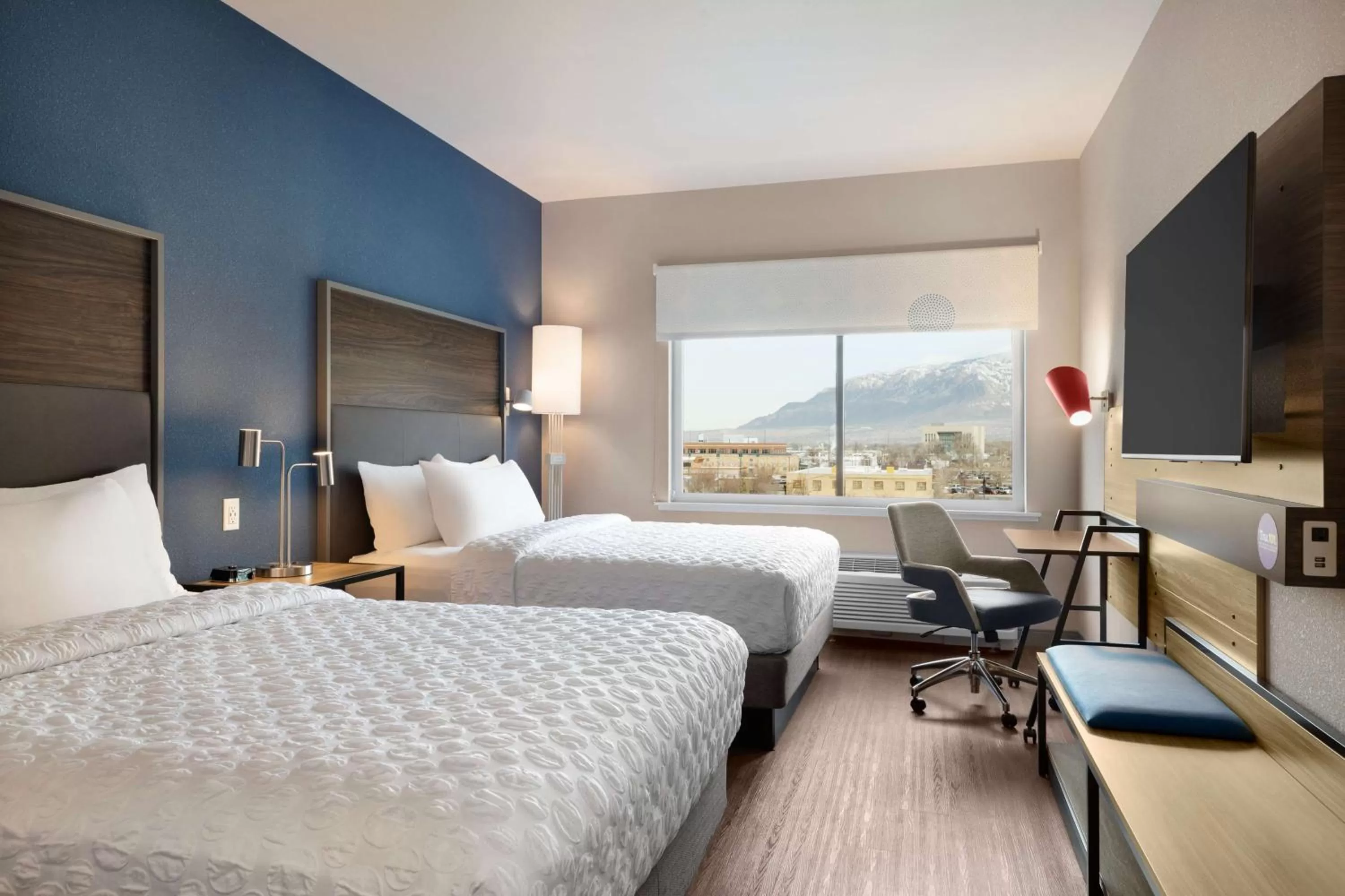 Bedroom, Bed in Tru By Hilton Ogden, Ut