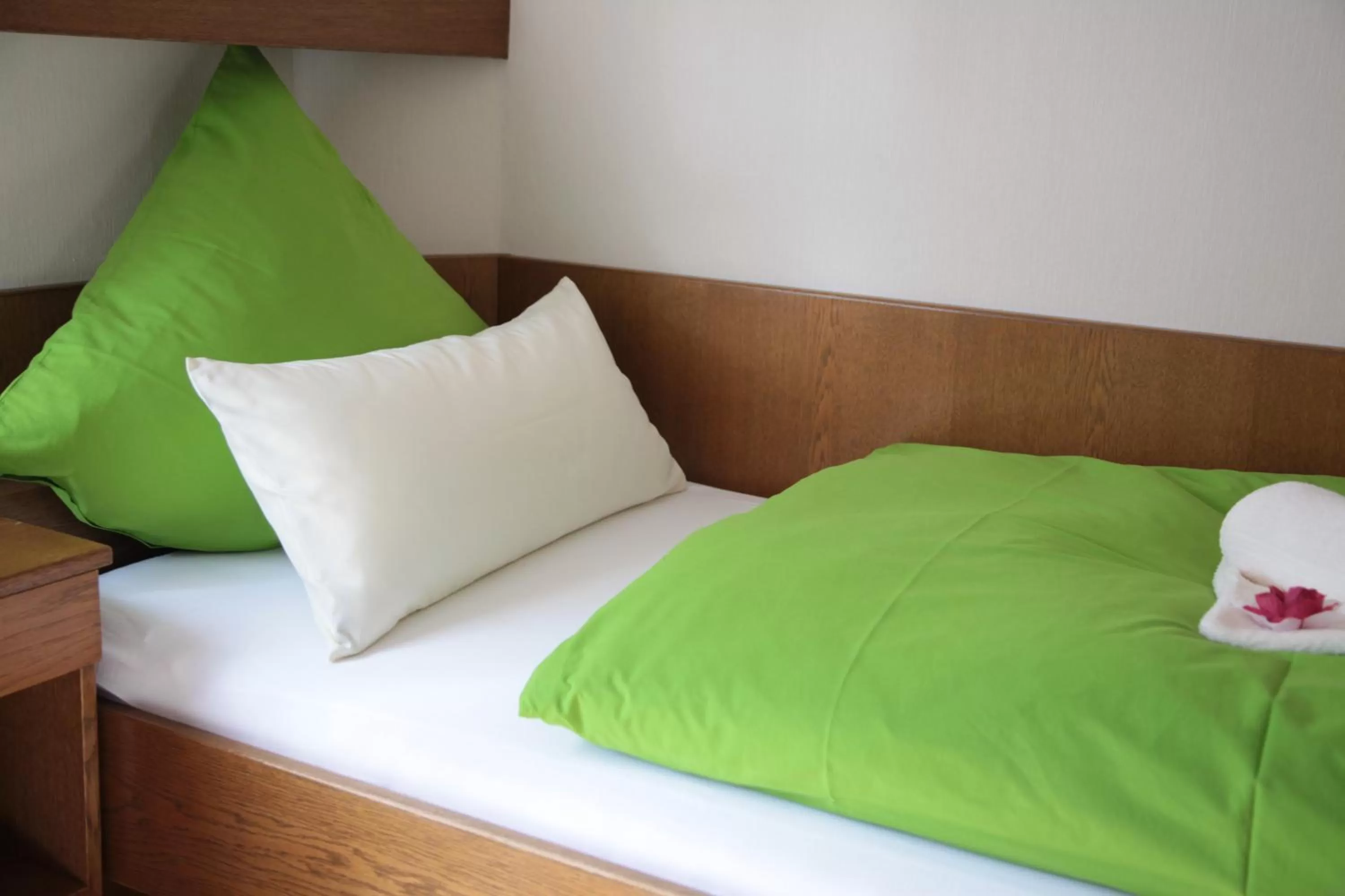 Photo of the whole room, Bed in Berleburger Hof