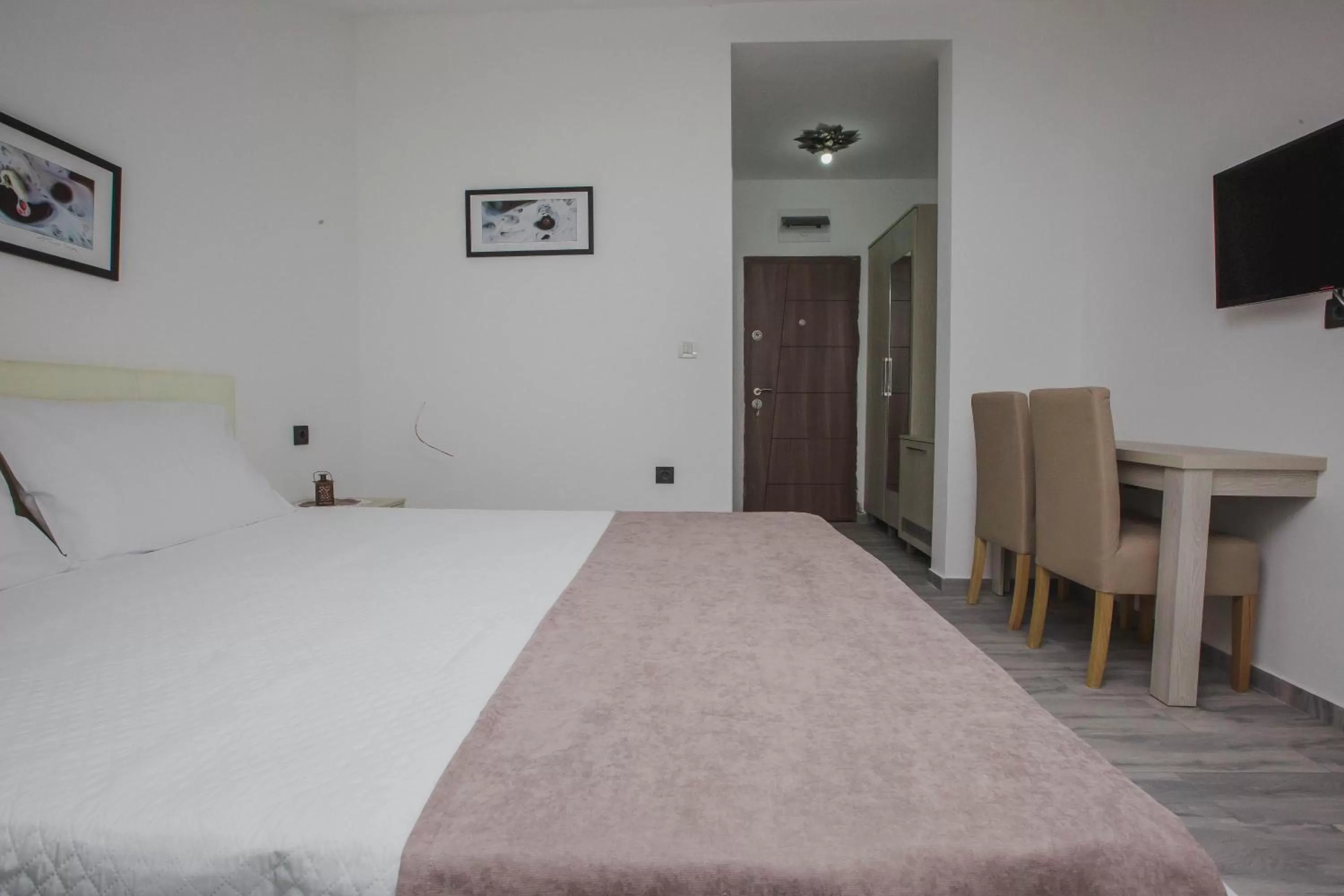 Bed in Hotel Dapčević