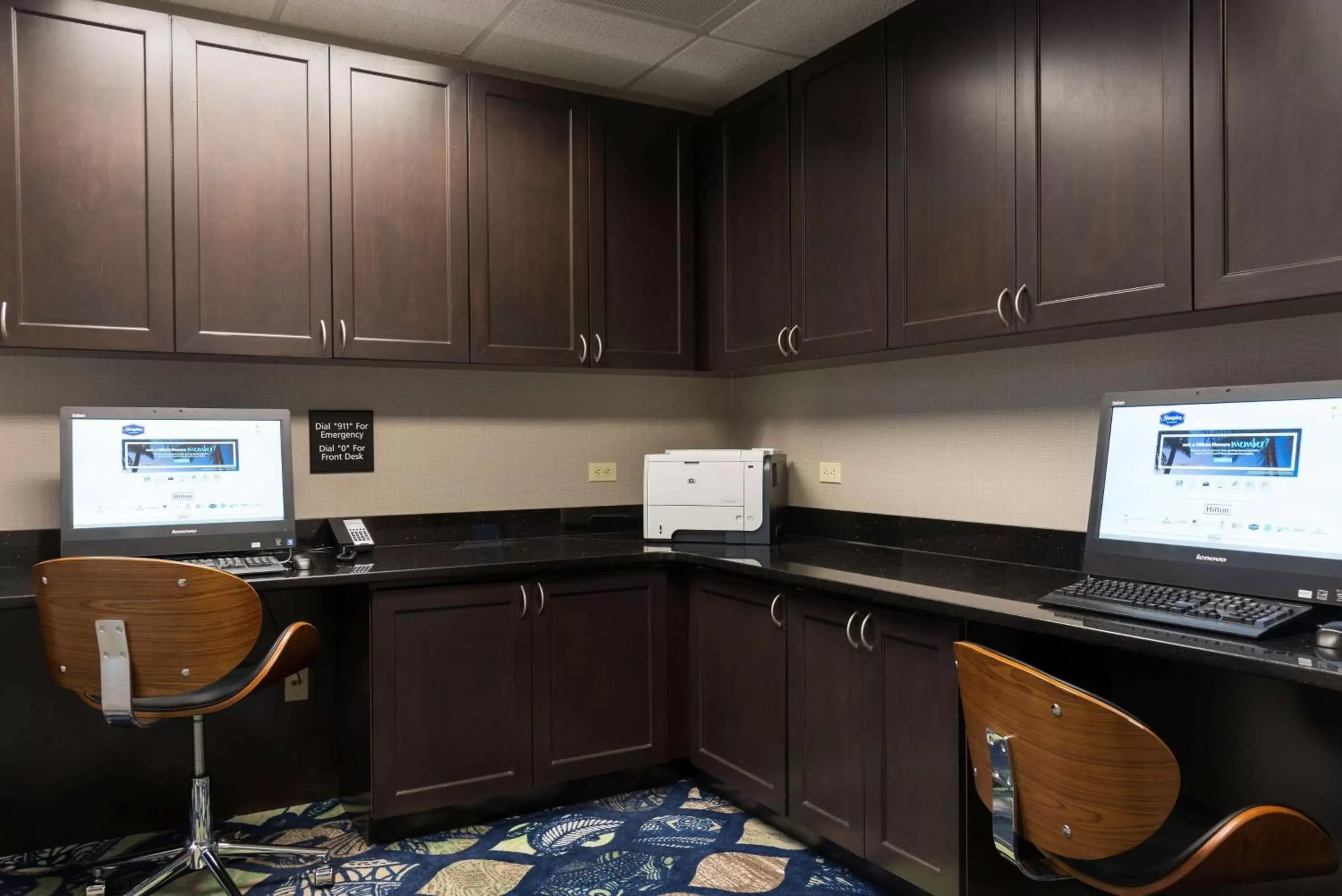 Business facilities in Hampton Inn & Suites East Lansing