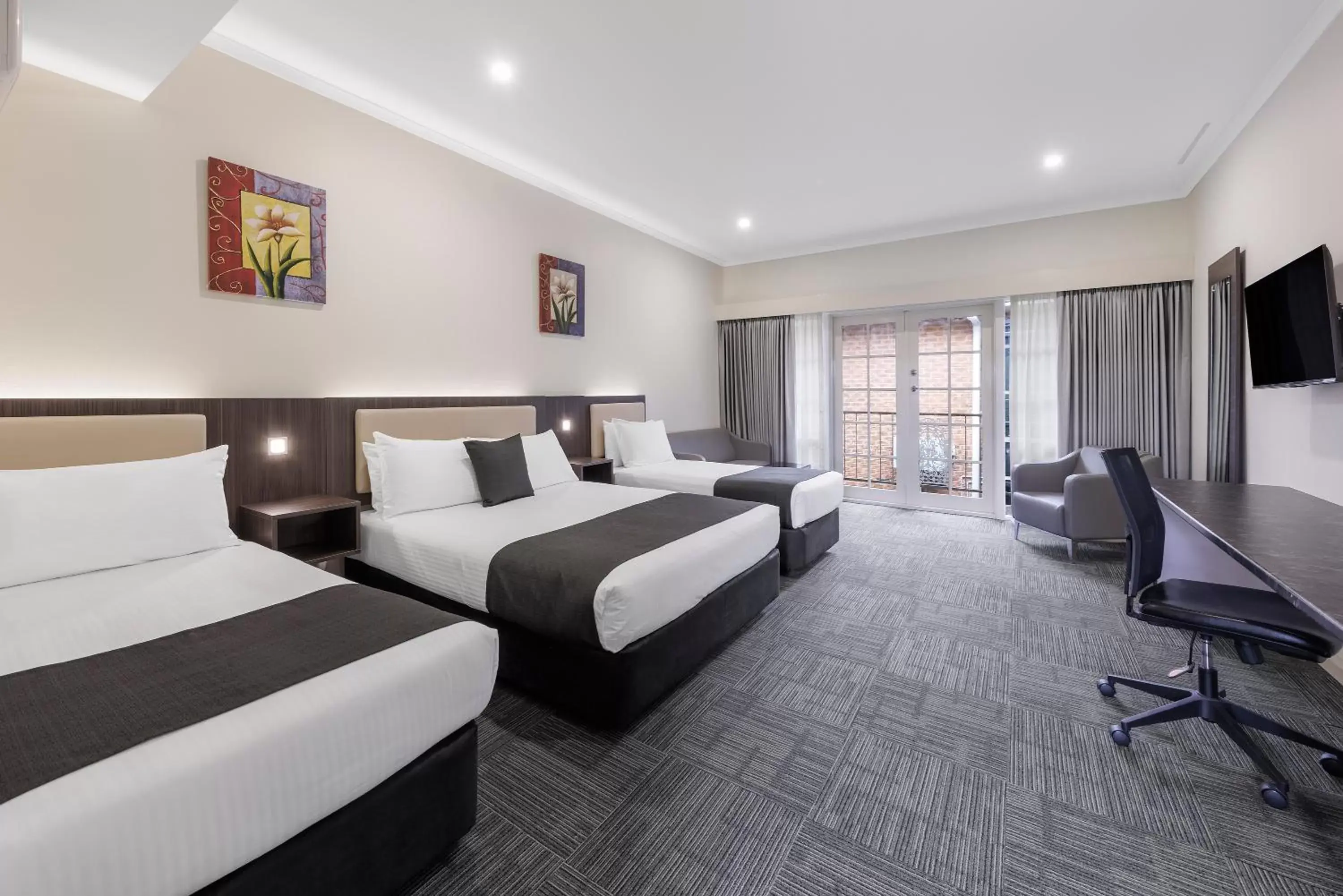 Photo of the whole room in Quality Hotel Melbourne Airport