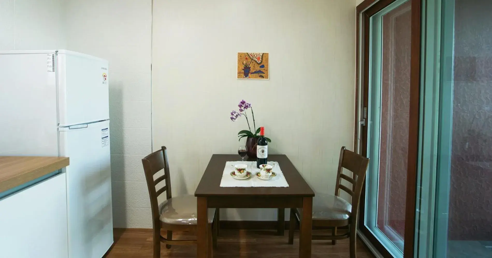 Dining Area in Oasis Pension