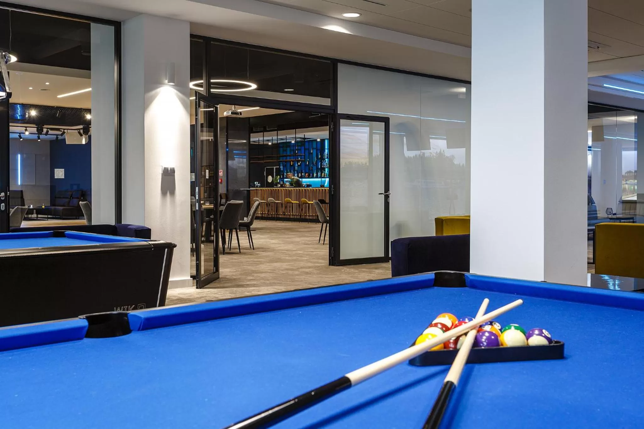 Billiard in Hotel Robert's Port