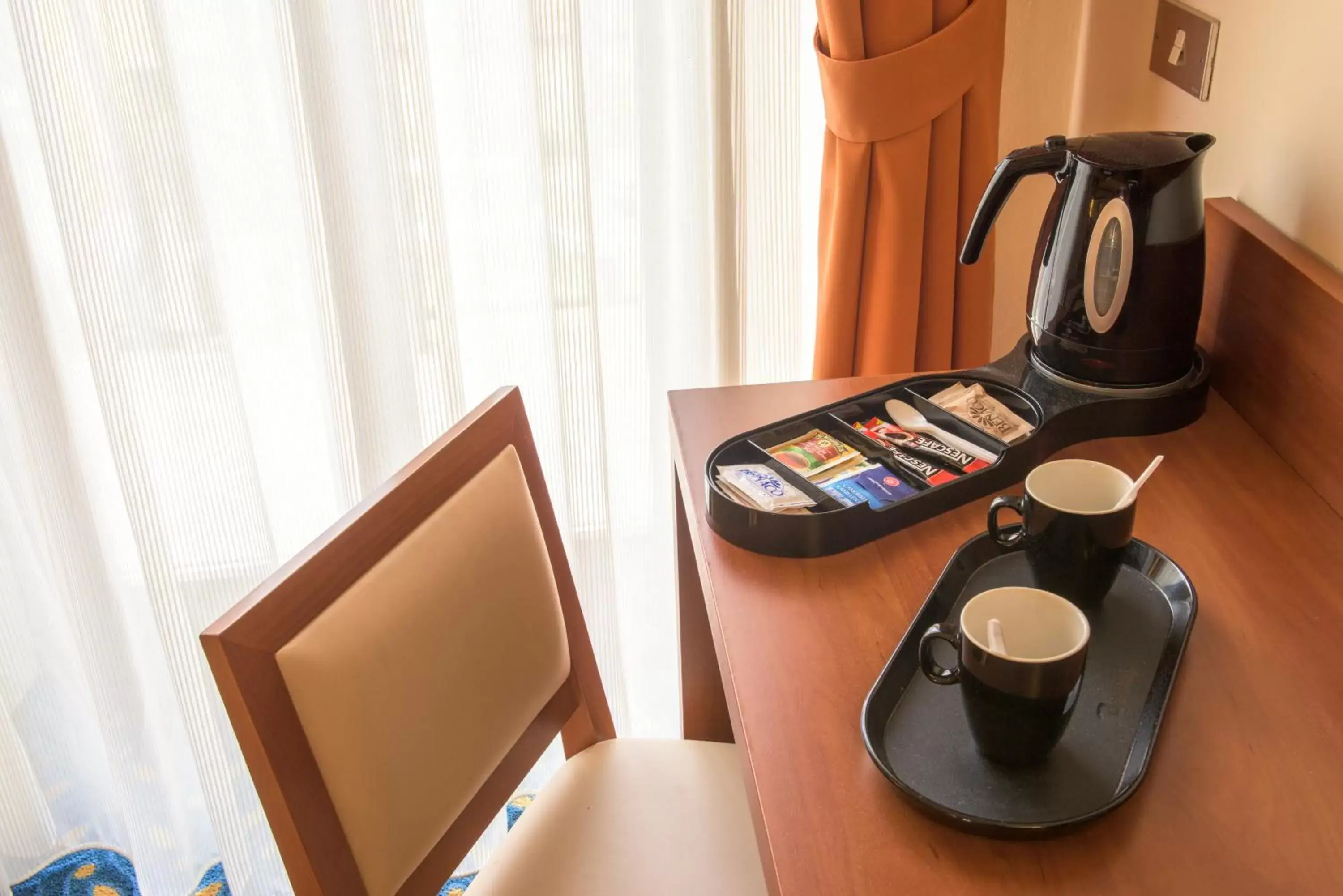 Coffee/tea facilities in Hotel Benaco