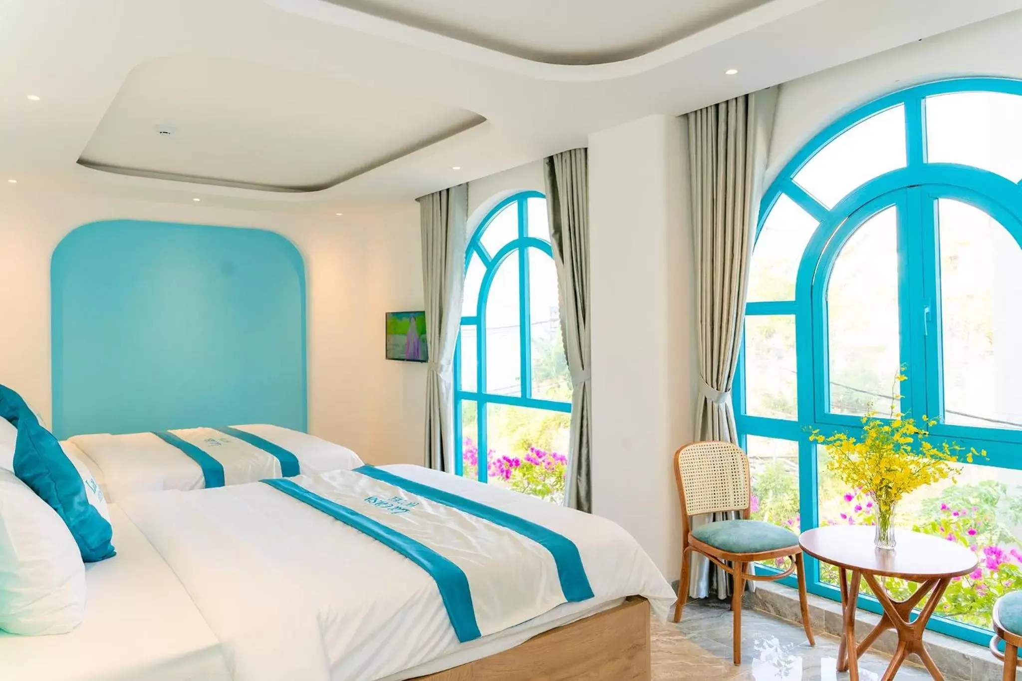 Photo of the whole room, Bed in La Casa Boutique Hotel Photo of the whole room, Bed in La Casa Boutique Hotel