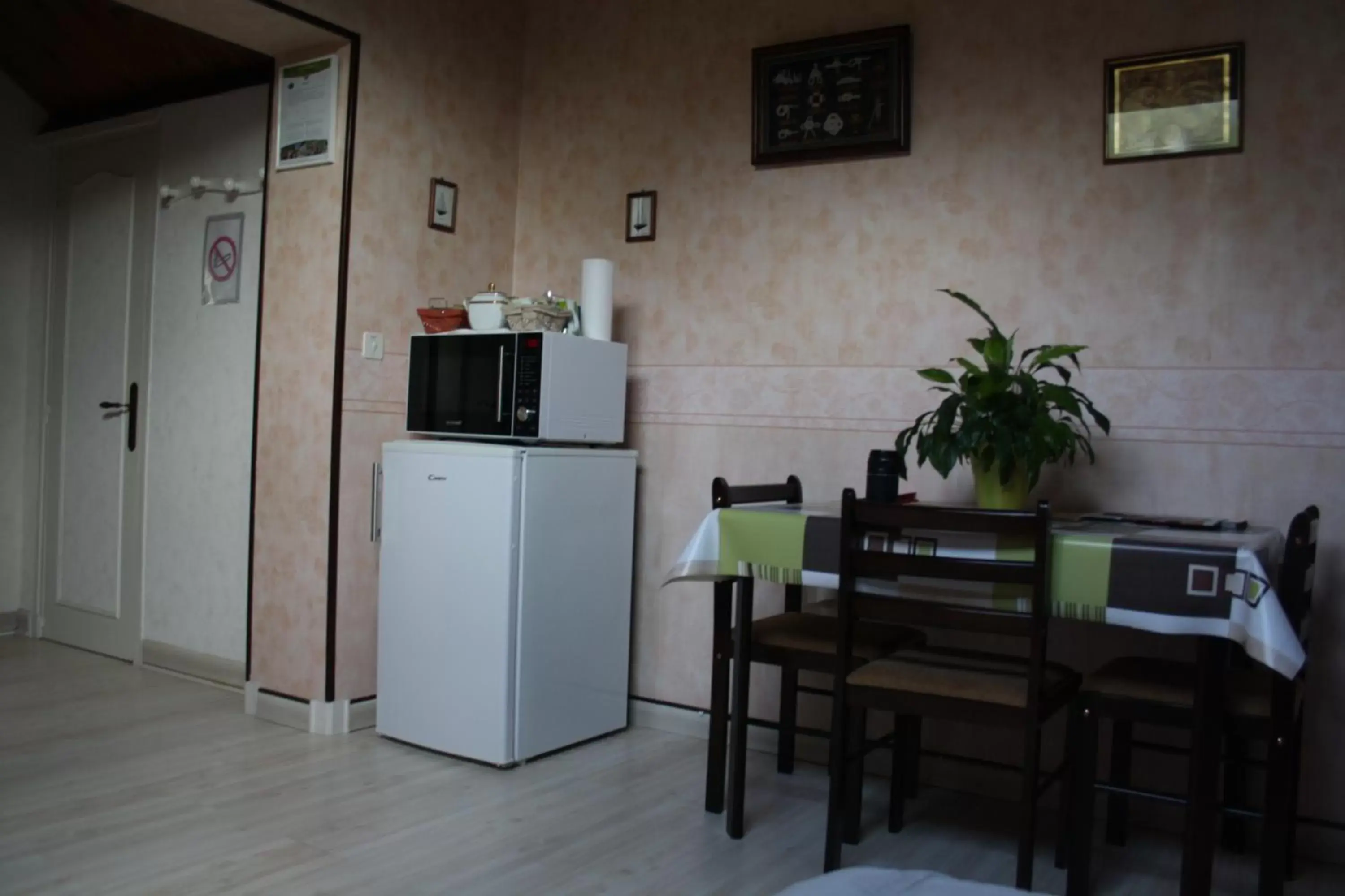 Kitchen/Kitchenette in Chambre d'Hôtes Les Chênes