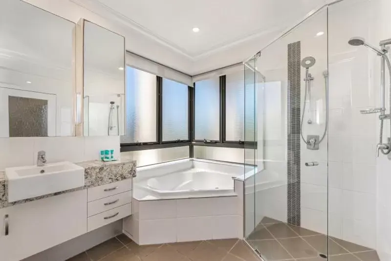 Bathroom in Sand Dunes Resort Accommodation