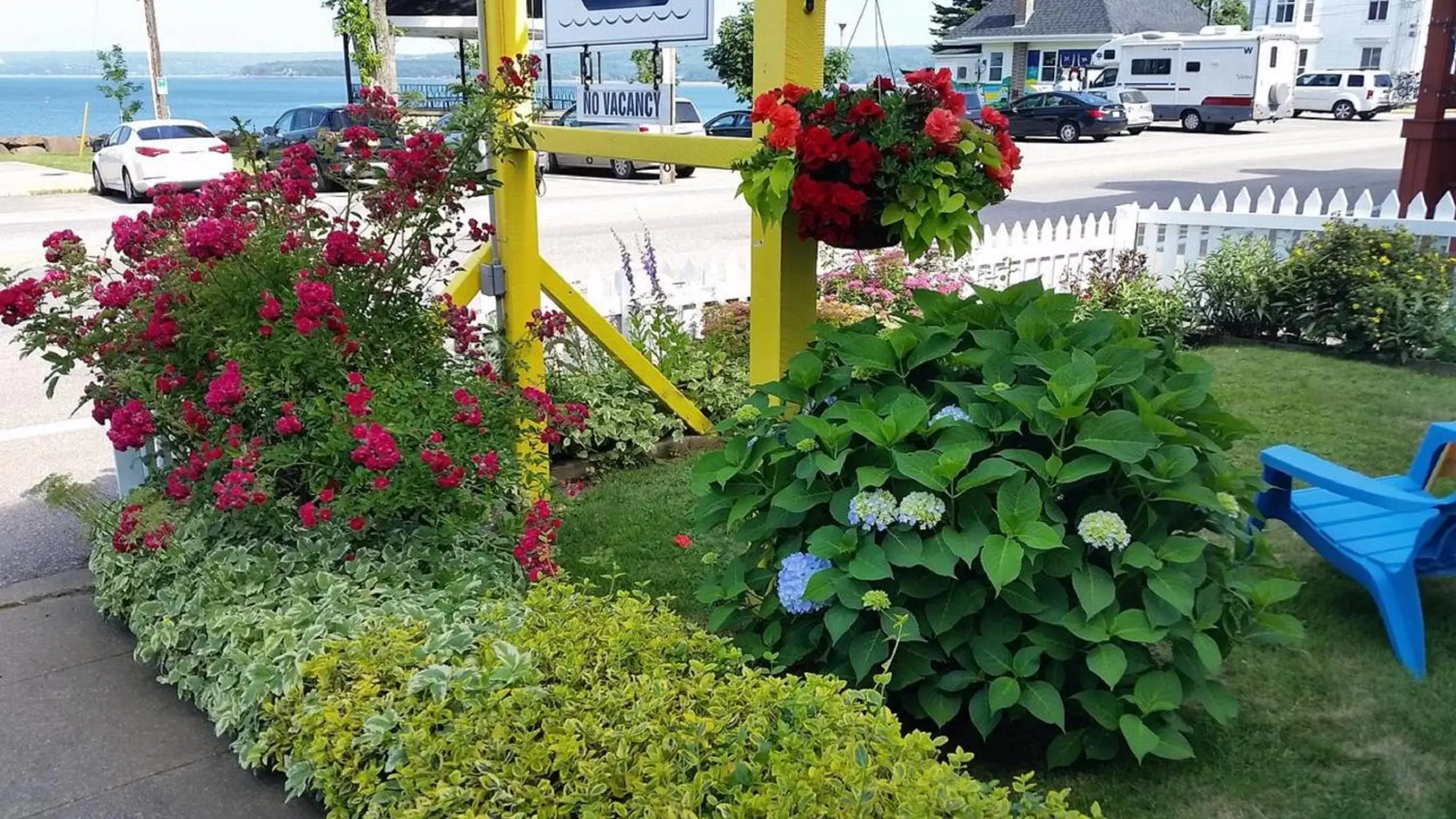 Day, Garden in Bayside Inn