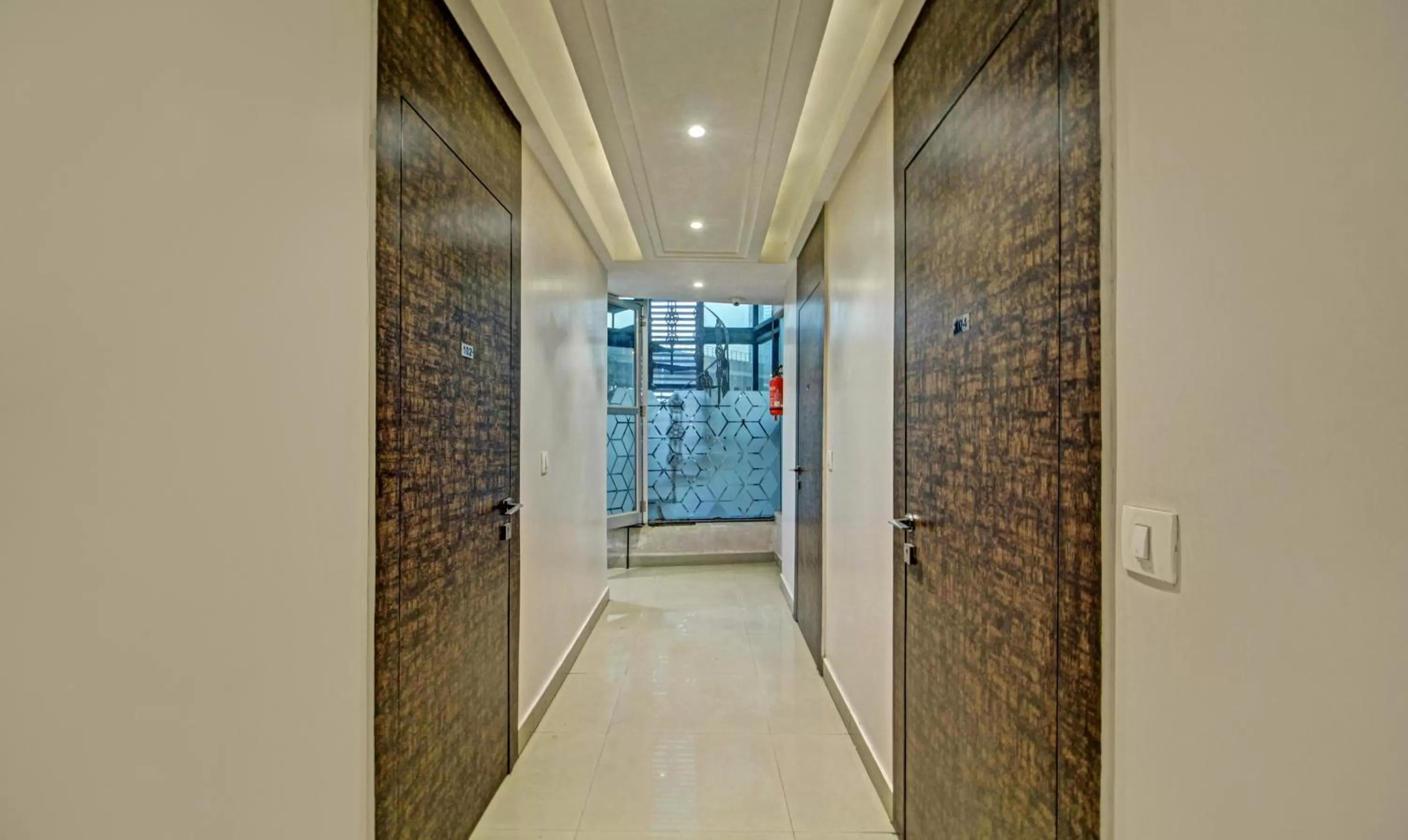 Lobby or reception in Treebo Glassotel Near Ruby Hospital