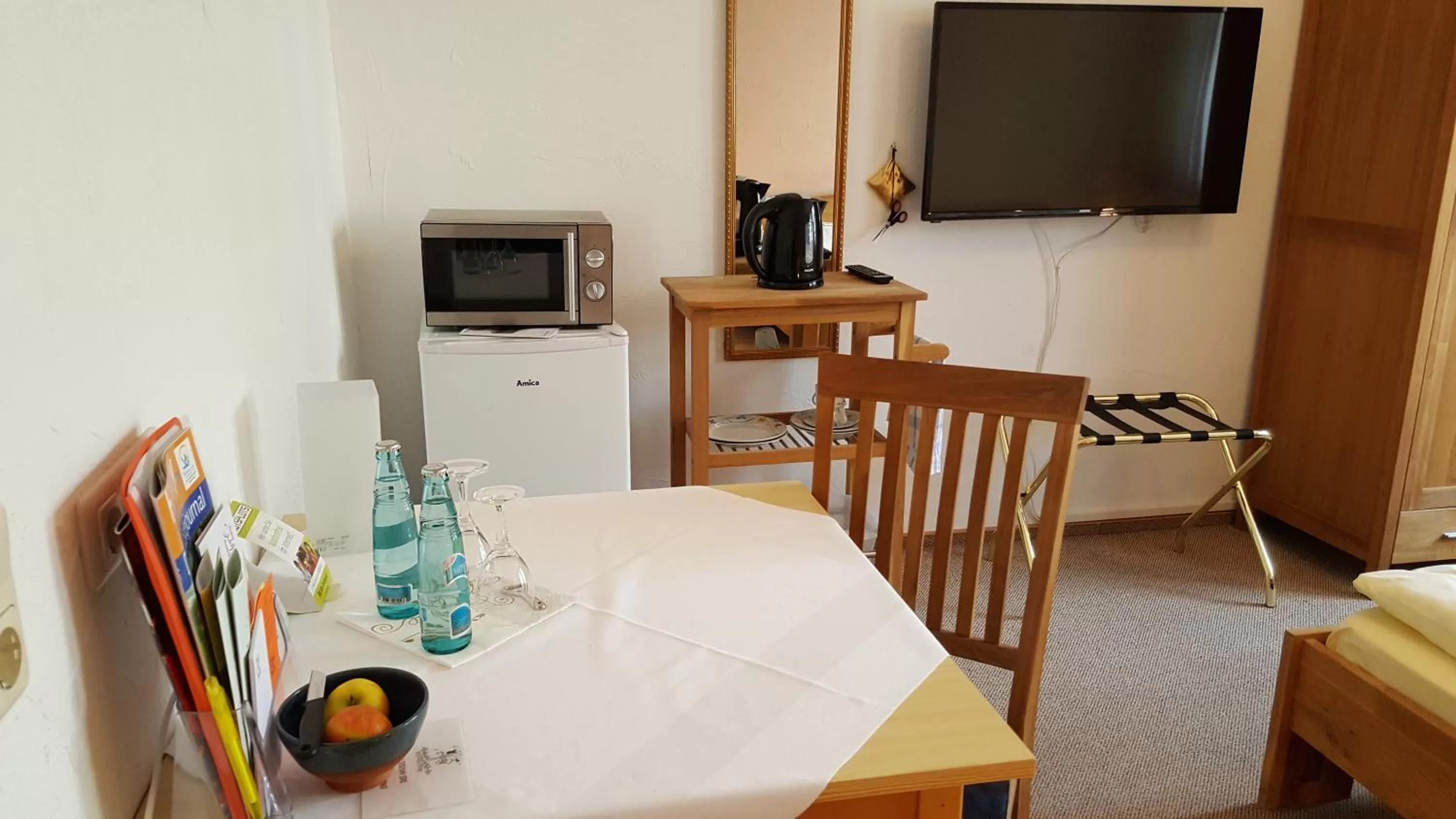 Photo of the whole room in Hotel Goldflair am Rathaus