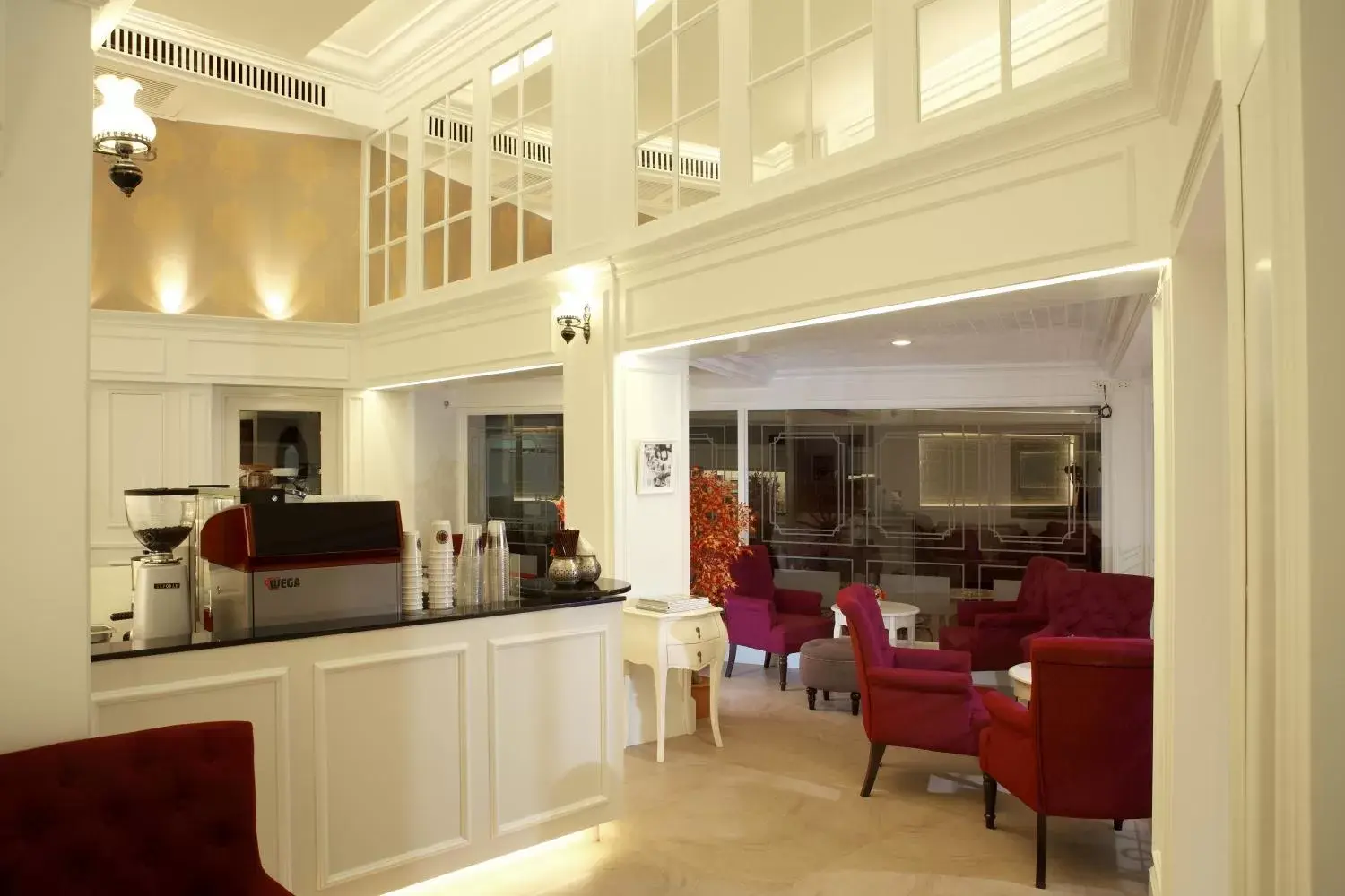 Khaosan Palace Hotel - SHA Extra Plus