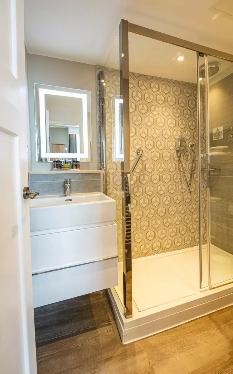 Shower, Bathroom in Best Western Premier Dover Marina Hotel & Spa